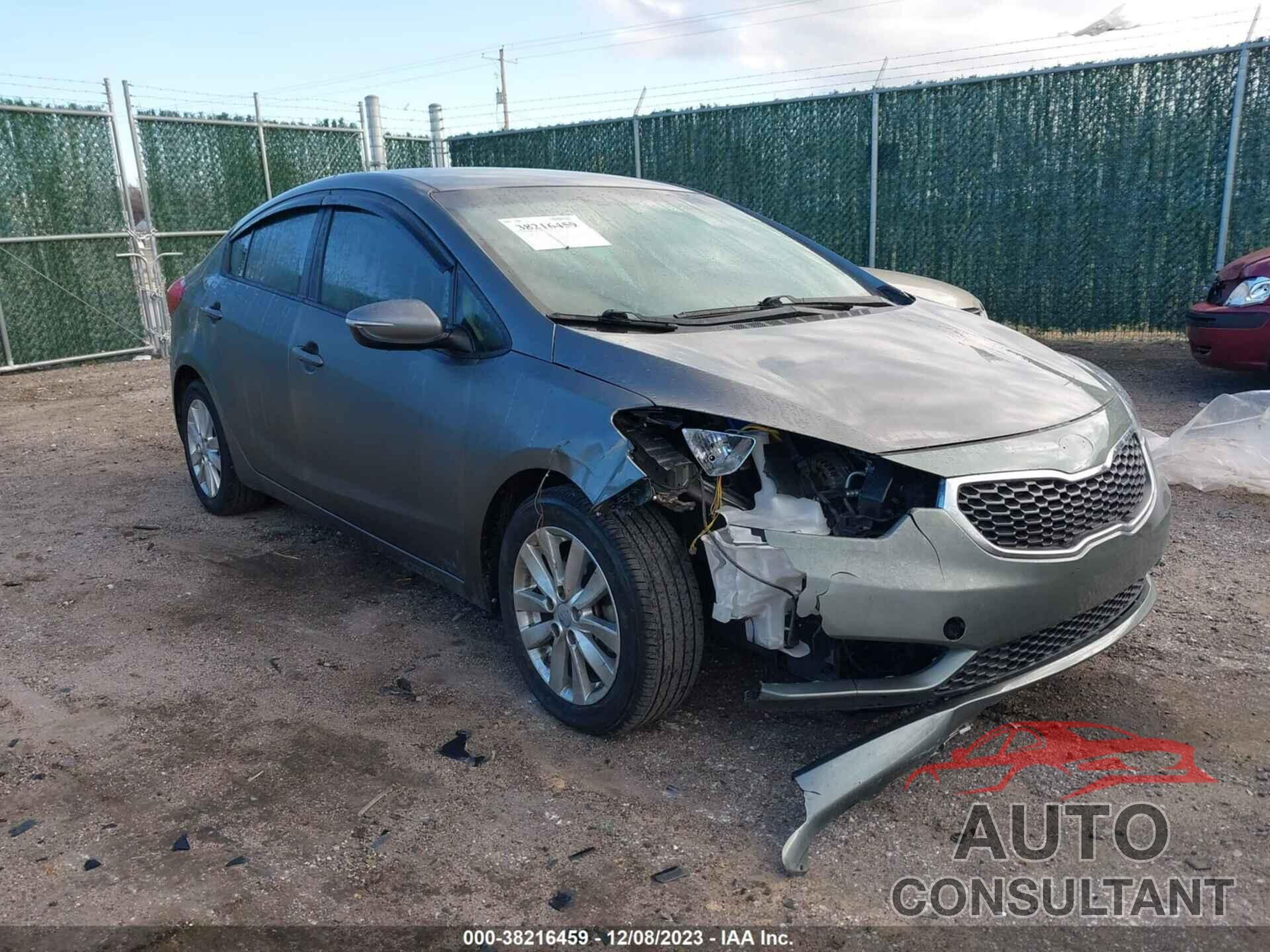 KIA FORTE 2016 - KNAFX4A62G5509713