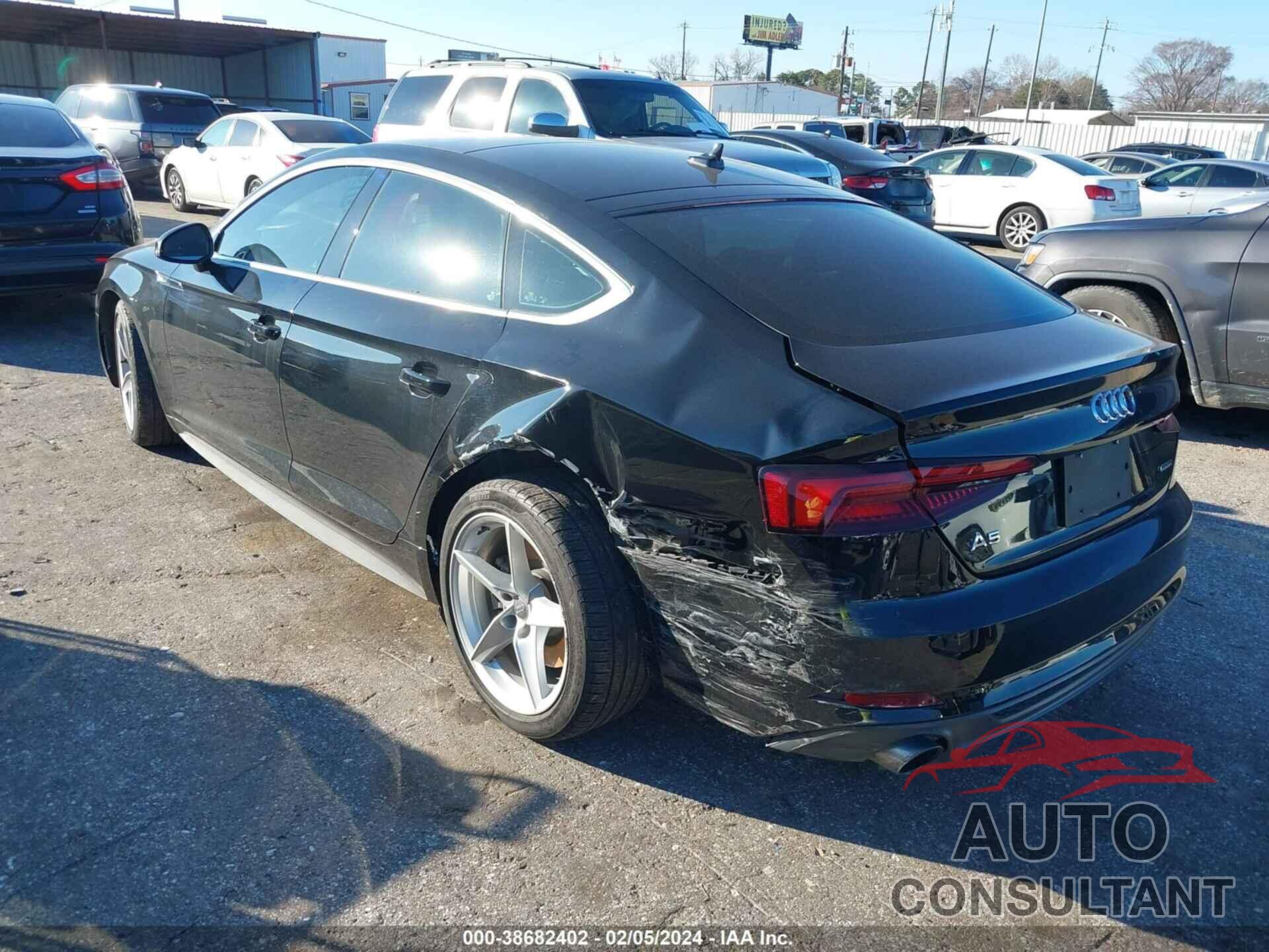 AUDI A5 2019 - WAUDNCF51KA026138