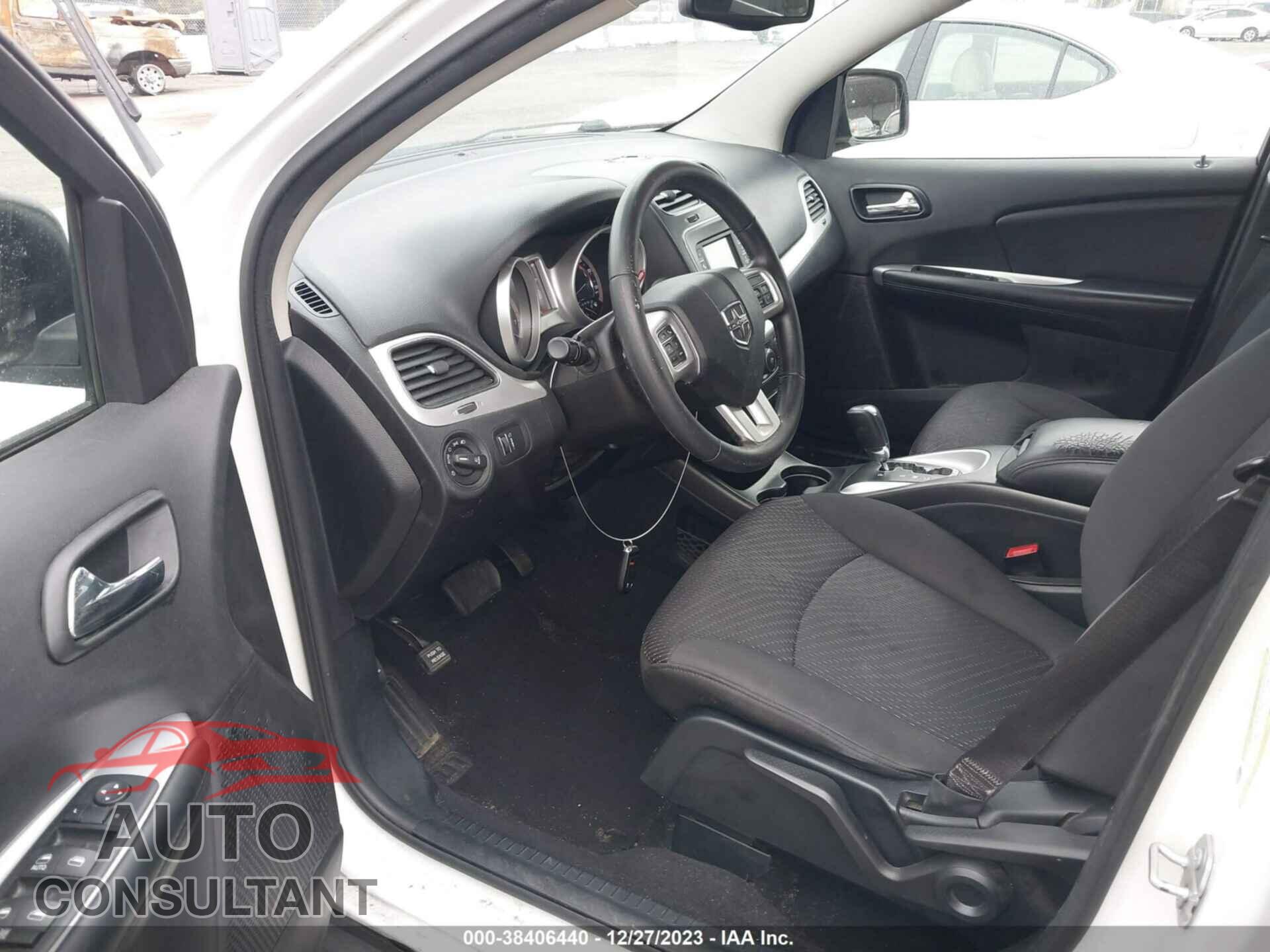 DODGE JOURNEY 2017 - 3C4PDCBG7HT520077