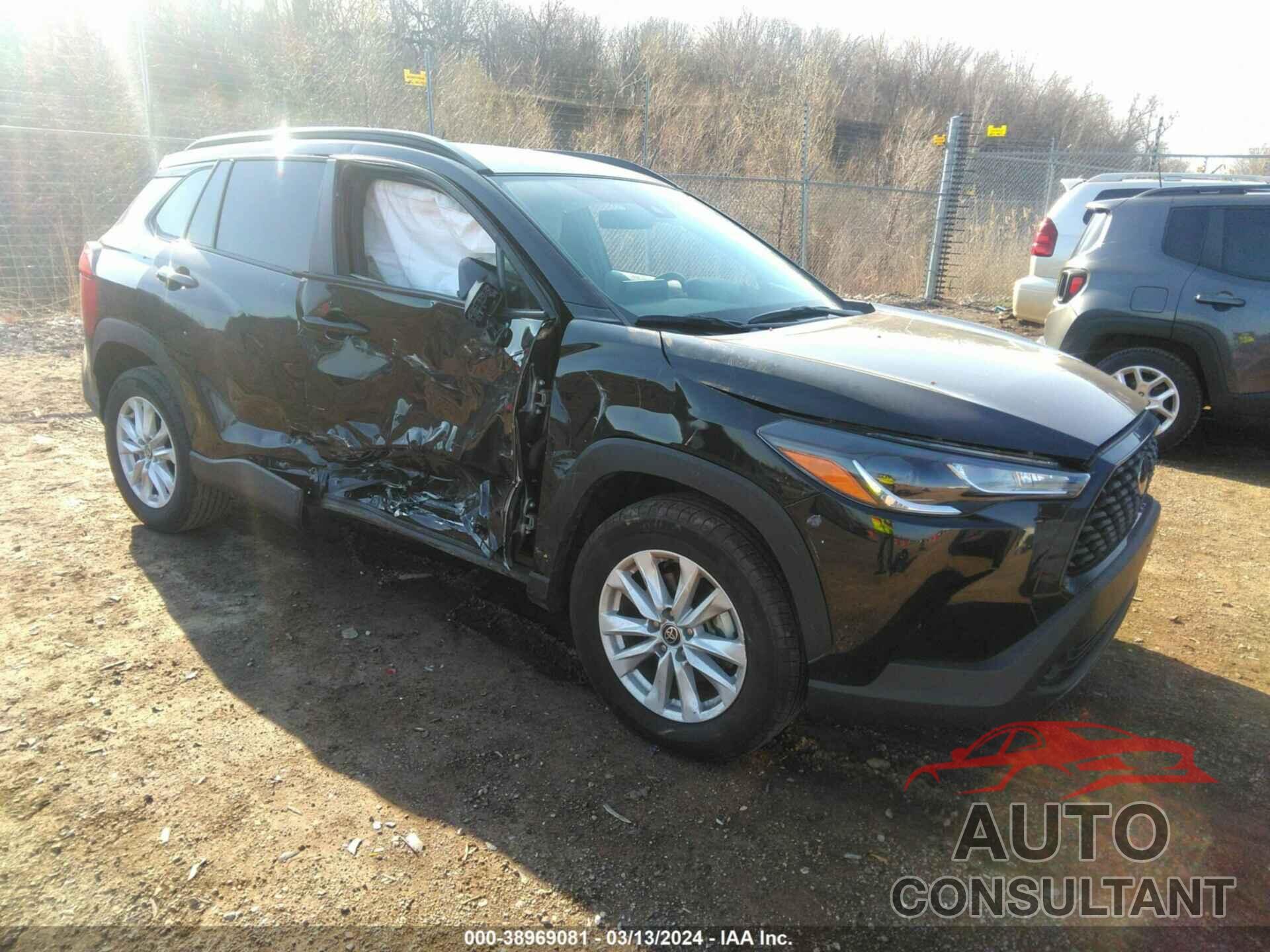 TOYOTA COROLLA CROSS 2022 - 7MUCAAAG1NV009389