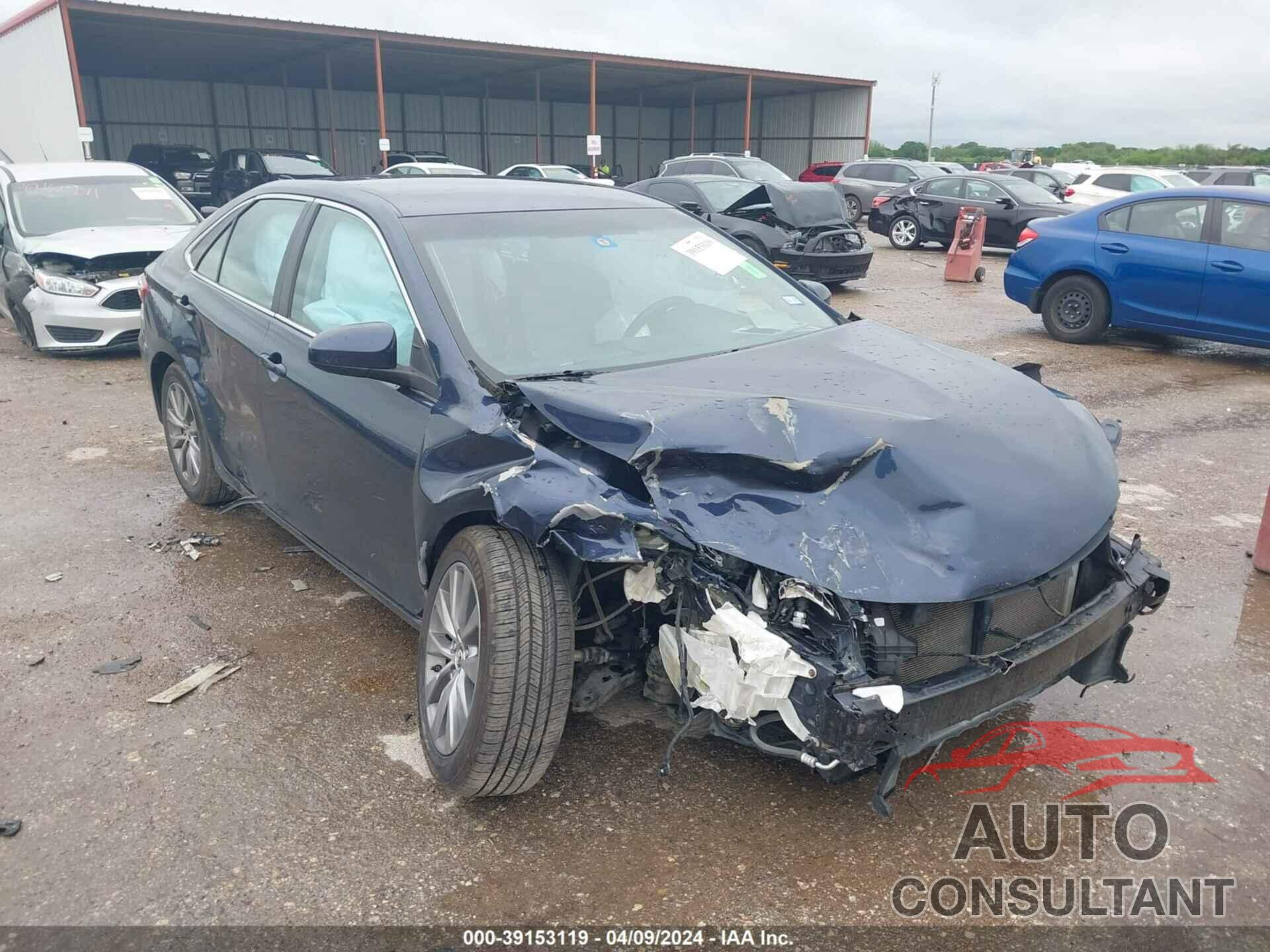 TOYOTA CAMRY 2016 - 4T4BF1FK7GR551035
