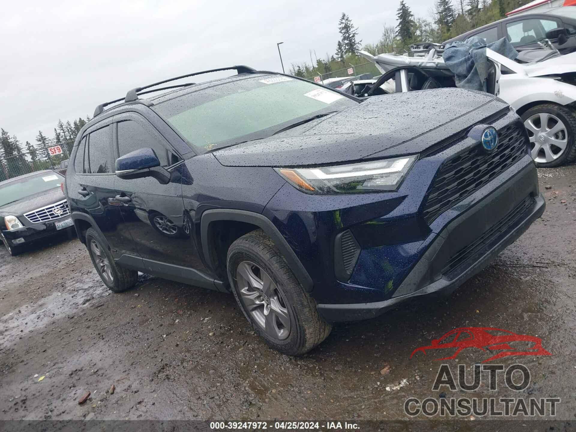 TOYOTA RAV4 2022 - JTMRWRFV8ND164710