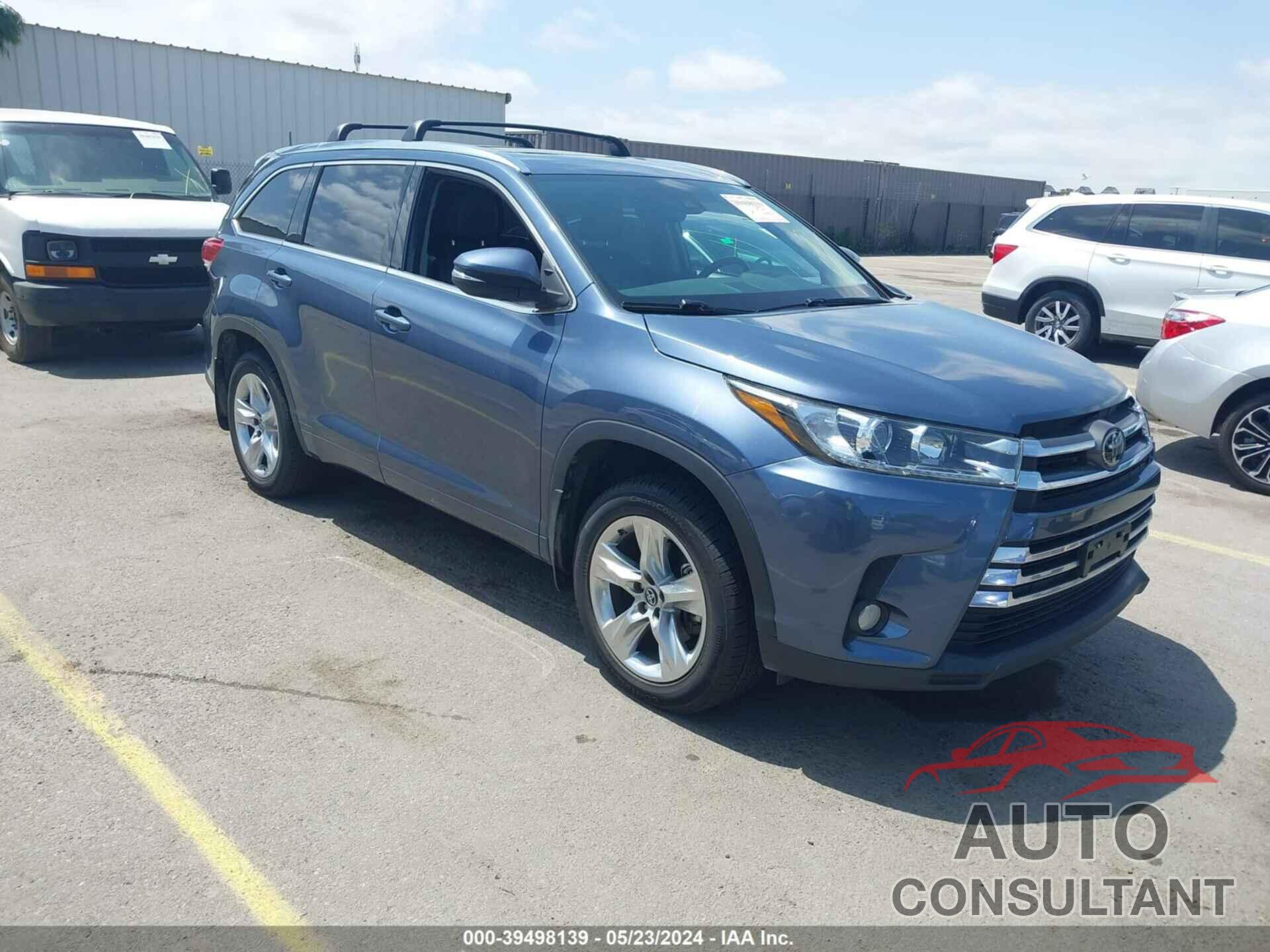 TOYOTA HIGHLANDER 2018 - 5TDDZRFH8JS903066