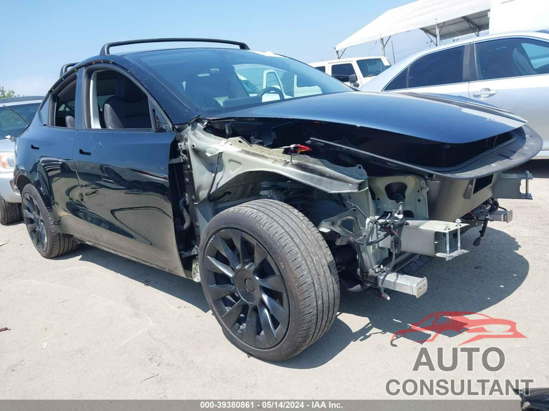 TESLA MODEL Y 2023 - 7SAYGAEE0PF696138