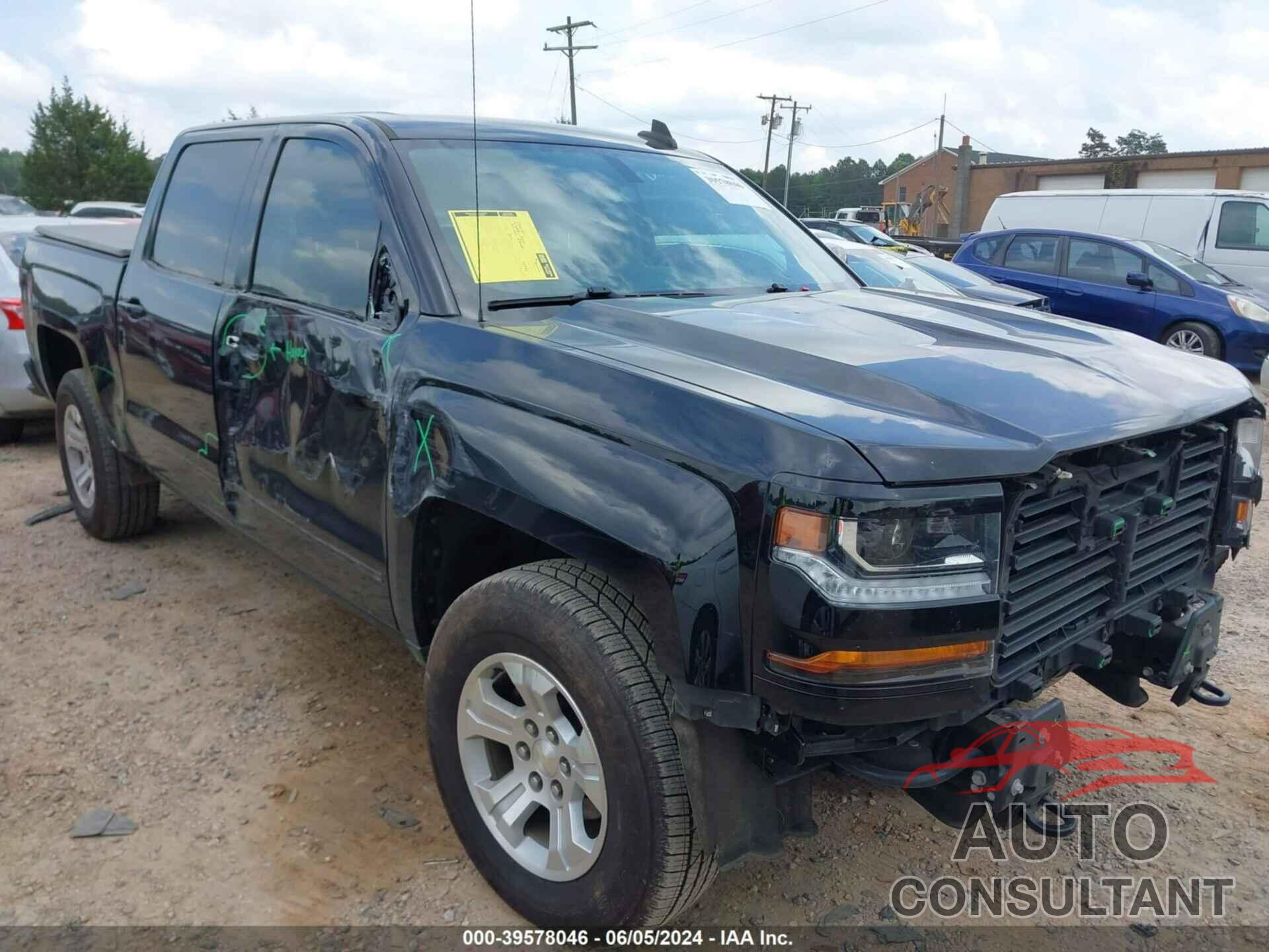 CHEVROLET SILVERADO 1500 2018 - 3GCUKREC5JG610217