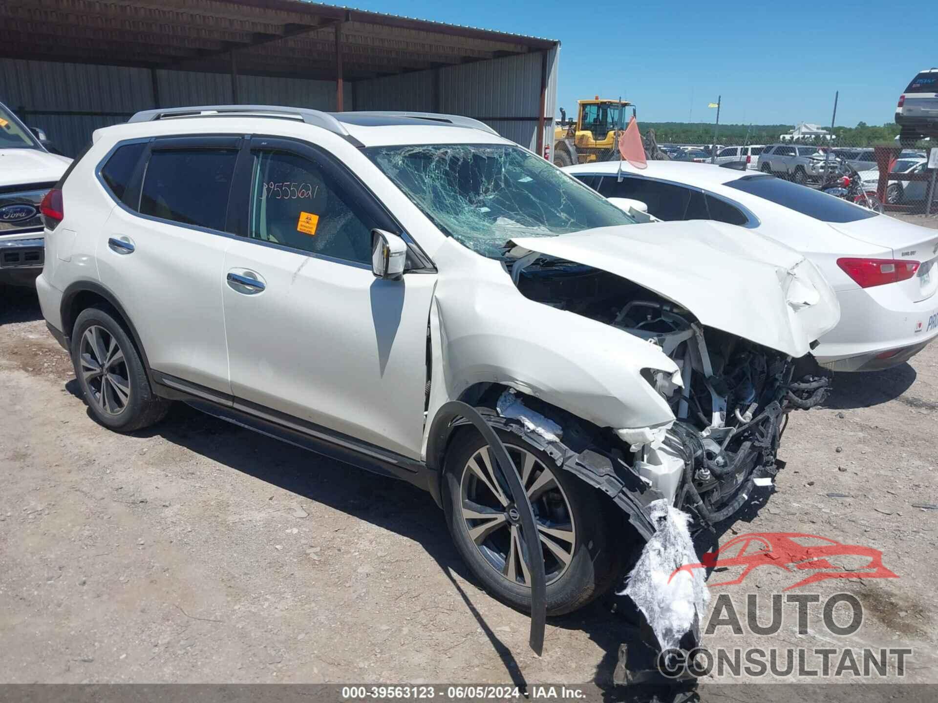 NISSAN ROGUE 2017 - 5N1AT2MV1HC773420