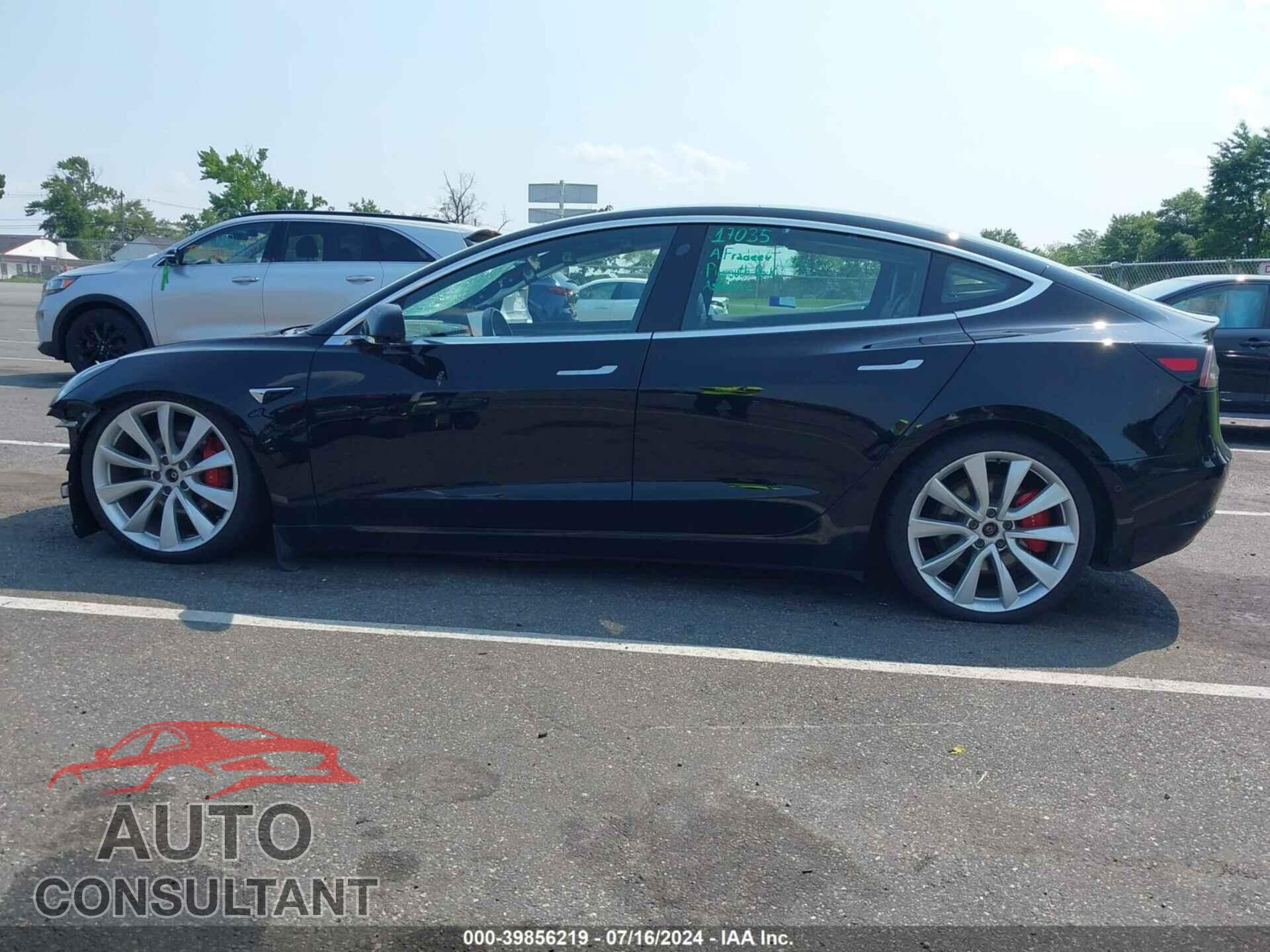 TESLA MODEL 3 2019 - 5YJ3E1EB9KF213967