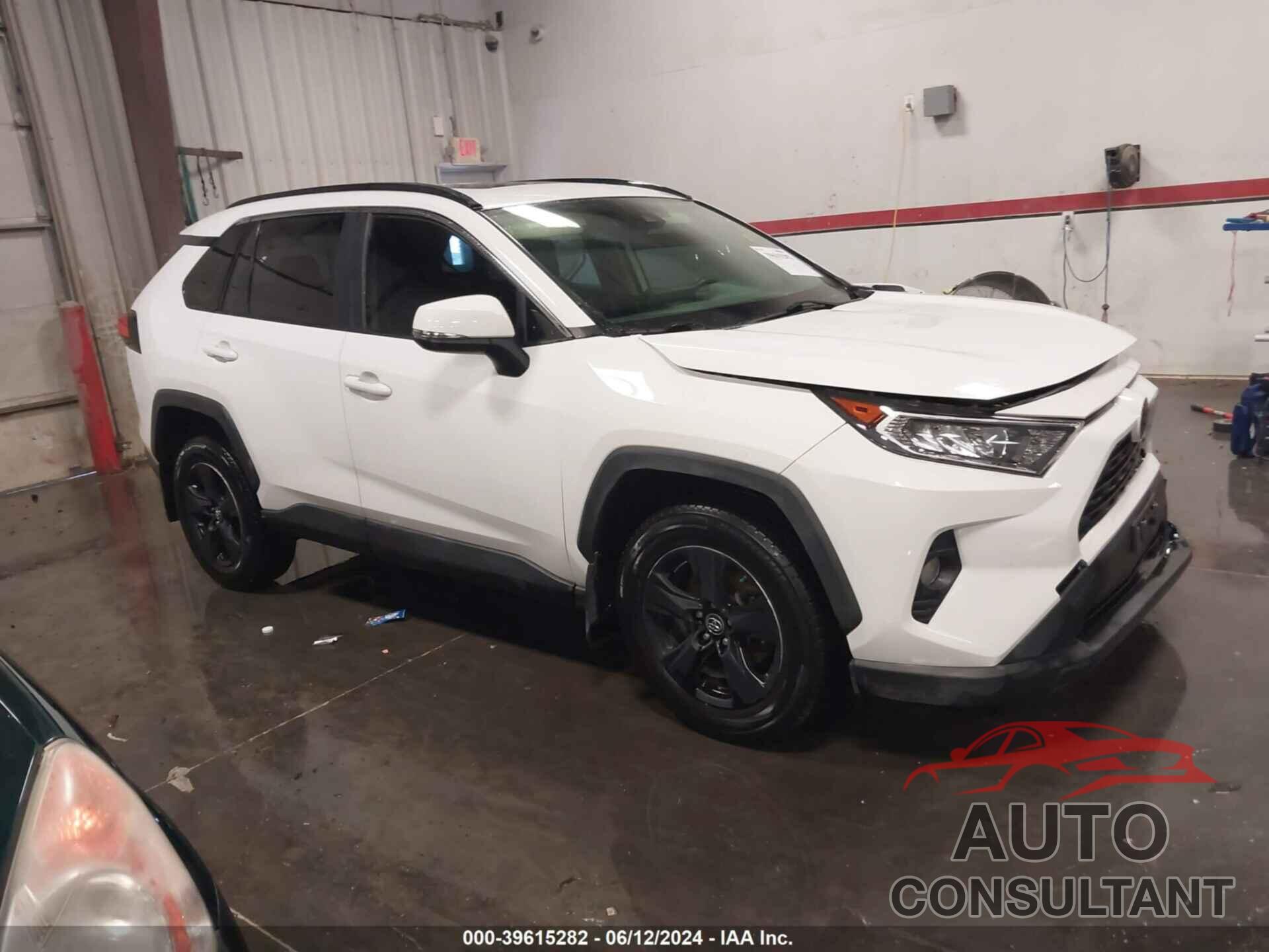 TOYOTA RAV4 2019 - JTMP1RFV8KD510725