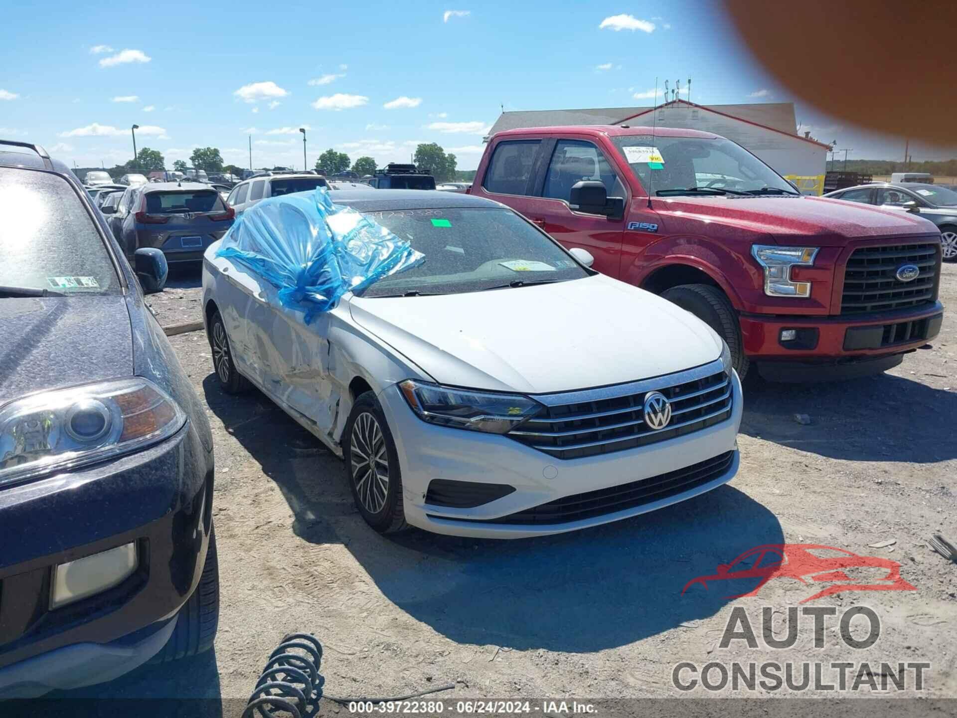 VOLKSWAGEN JETTA 2019 - 3VWC57BU4KM117343