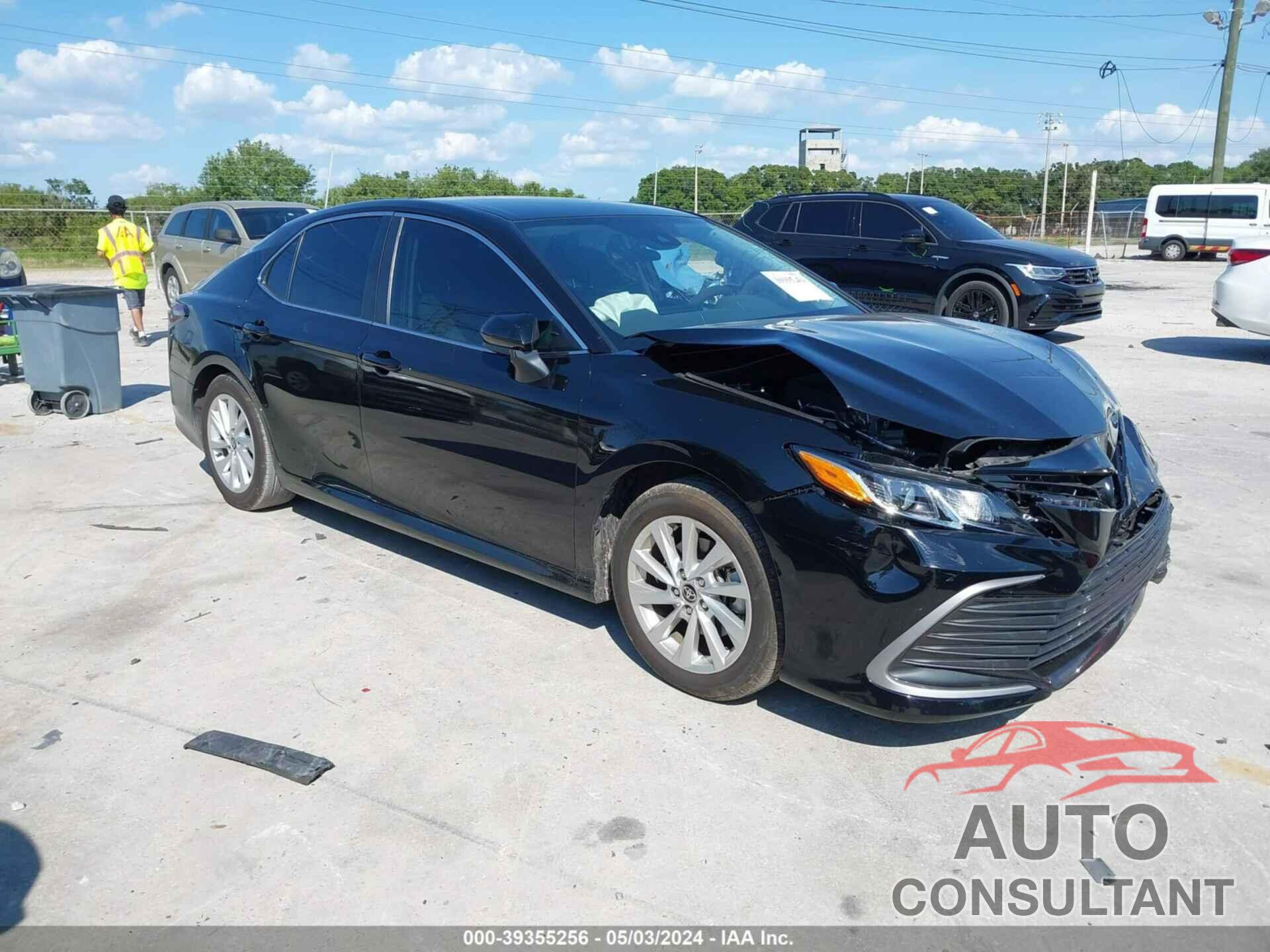TOYOTA CAMRY 2023 - 4T1C11AK7PU156017
