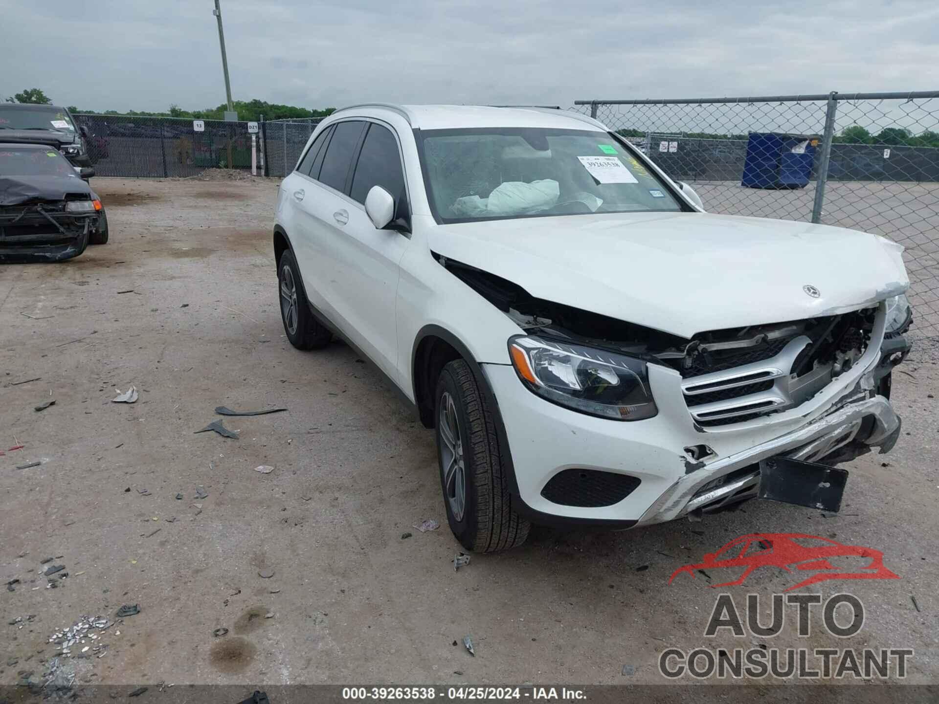 MERCEDES-BENZ GLC 2019 - WDC0G4JB2KV171075