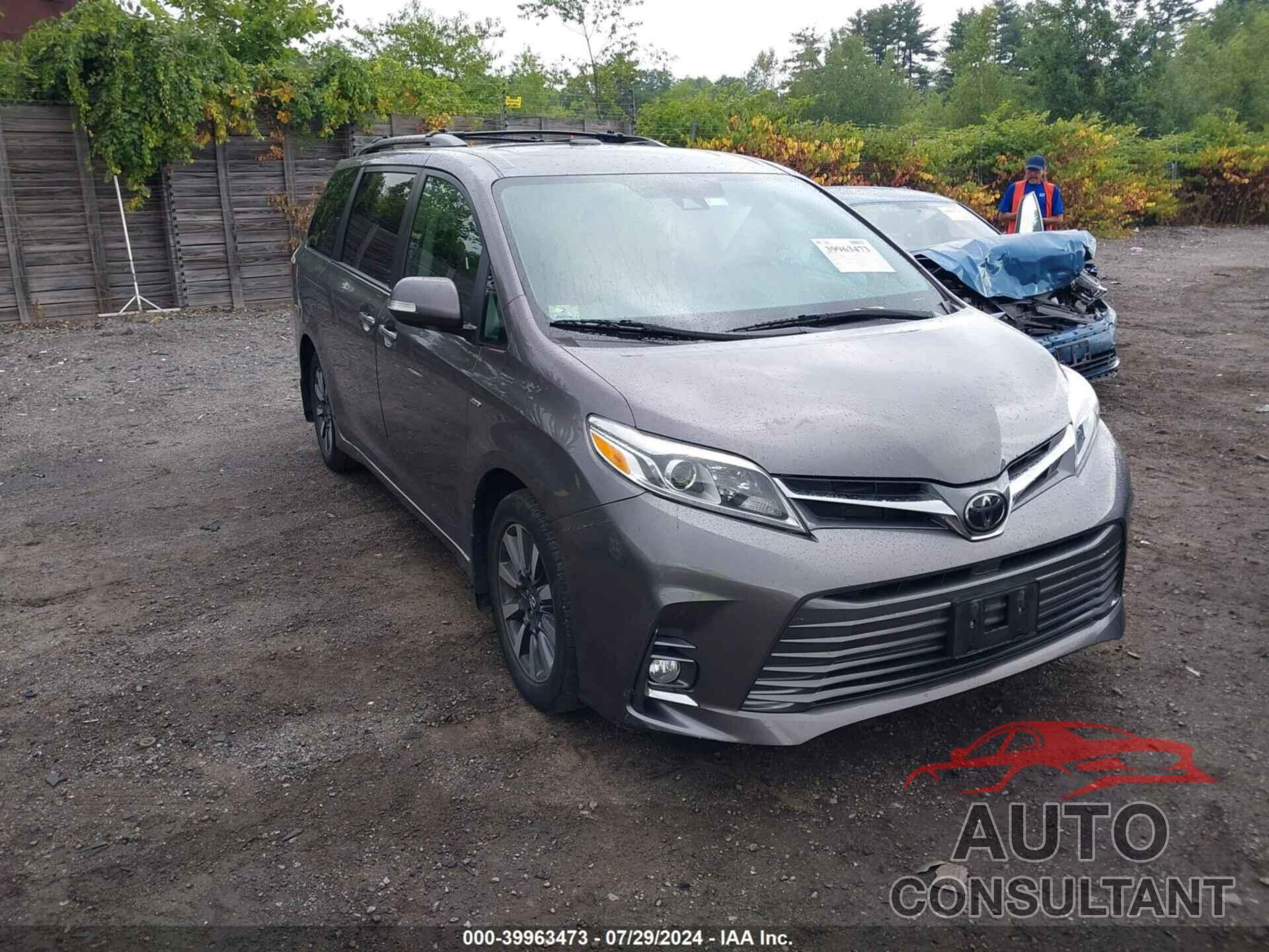 TOYOTA SIENNA 2019 - 5TDDZ3DCXKS218797