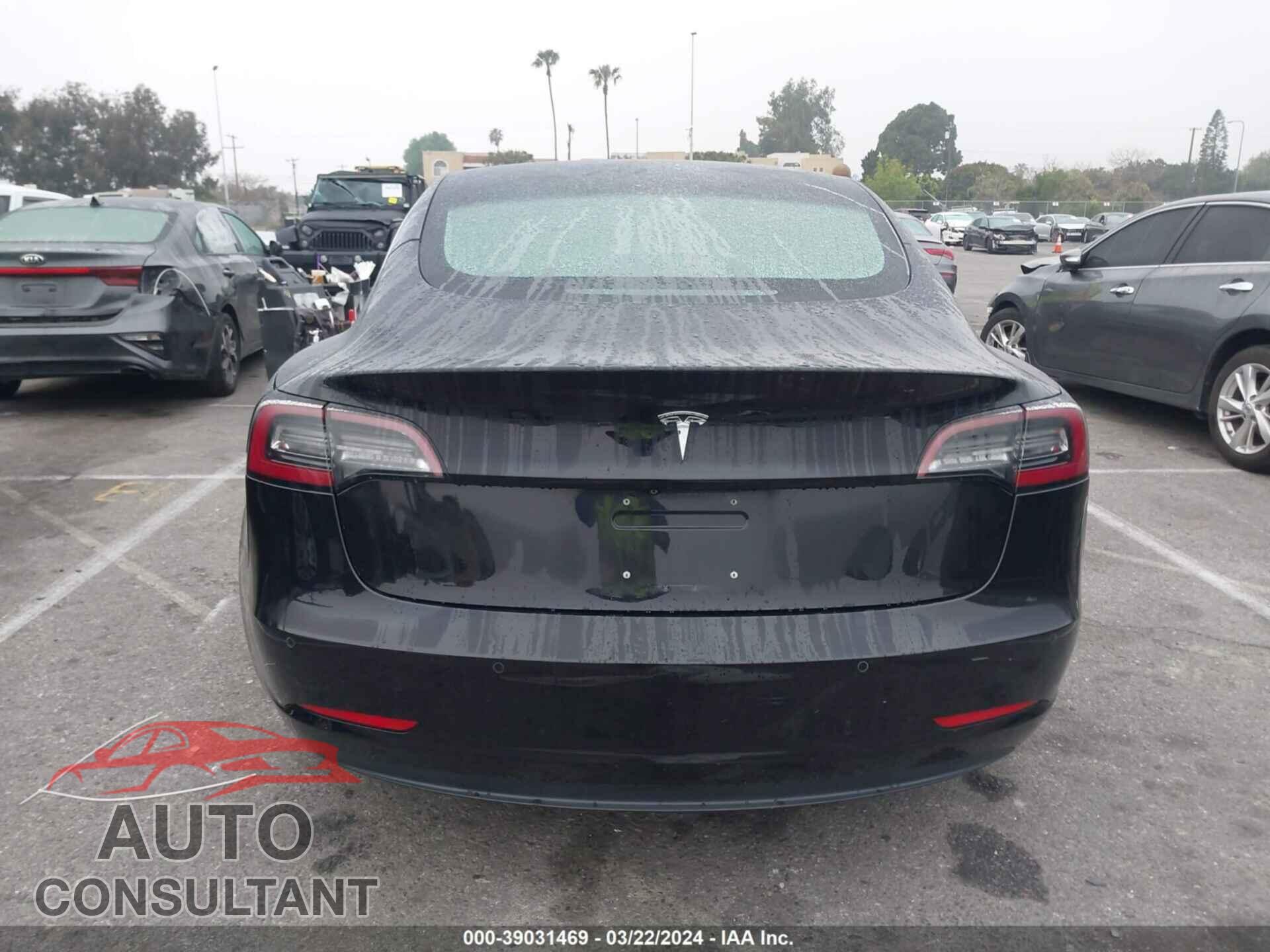 TESLA MODEL 3 2018 - 5YJ3E1EA4JF070948