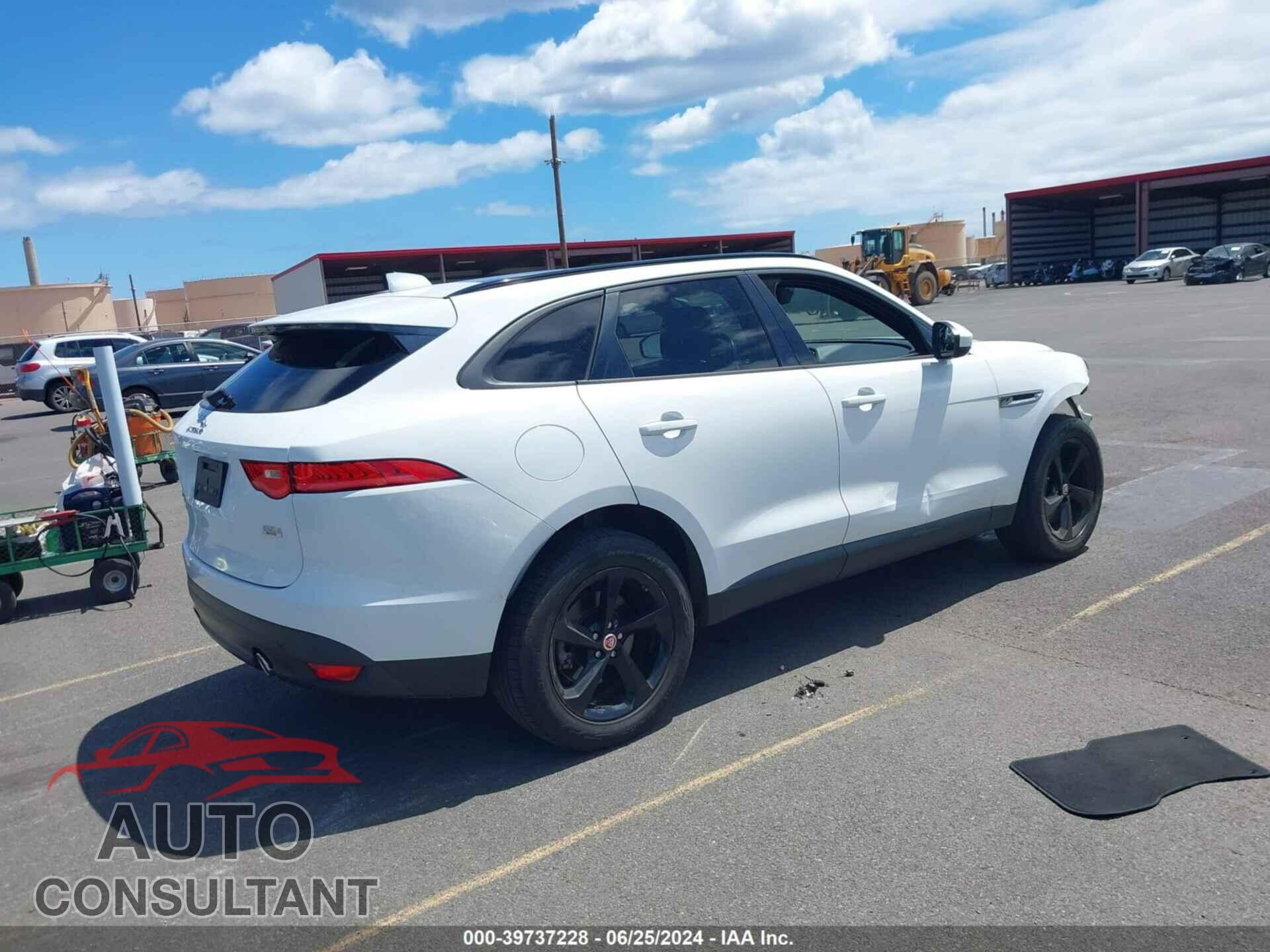 JAGUAR F-PACE 2017 - SADCJ2BV2HA074044