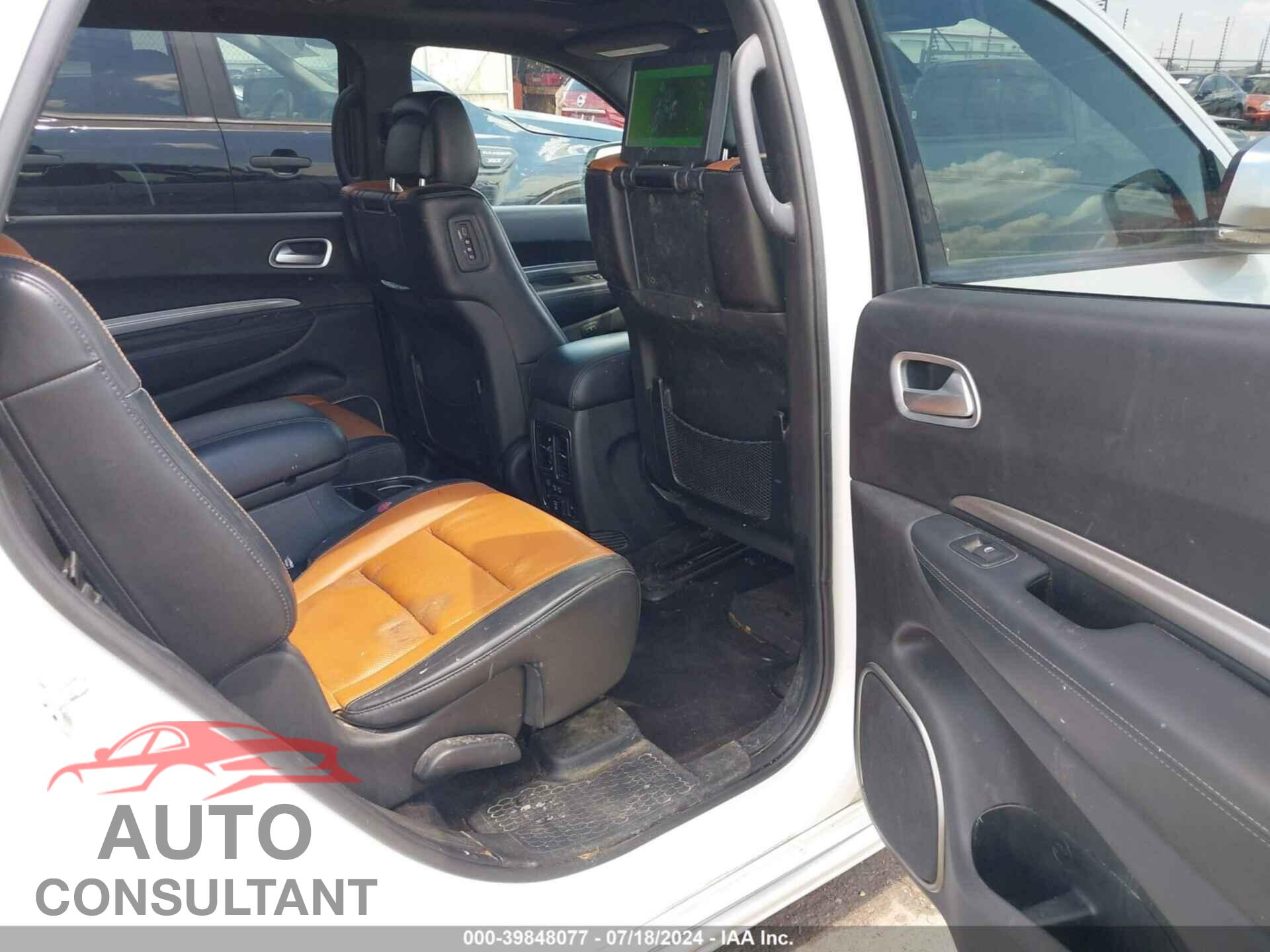 DODGE DURANGO 2018 - 1C4SDJET3JC398004