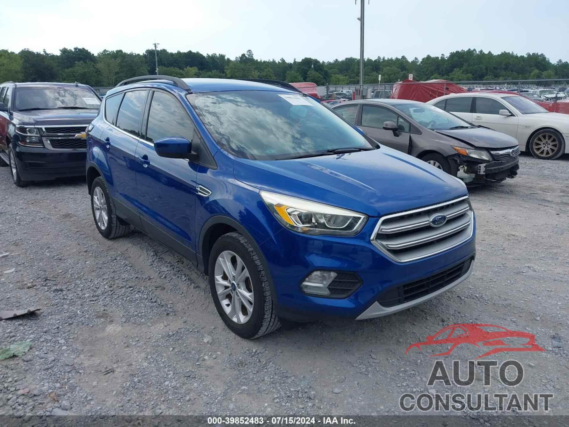 FORD ESCAPE 2017 - 1FMCU0GD9HUE01749