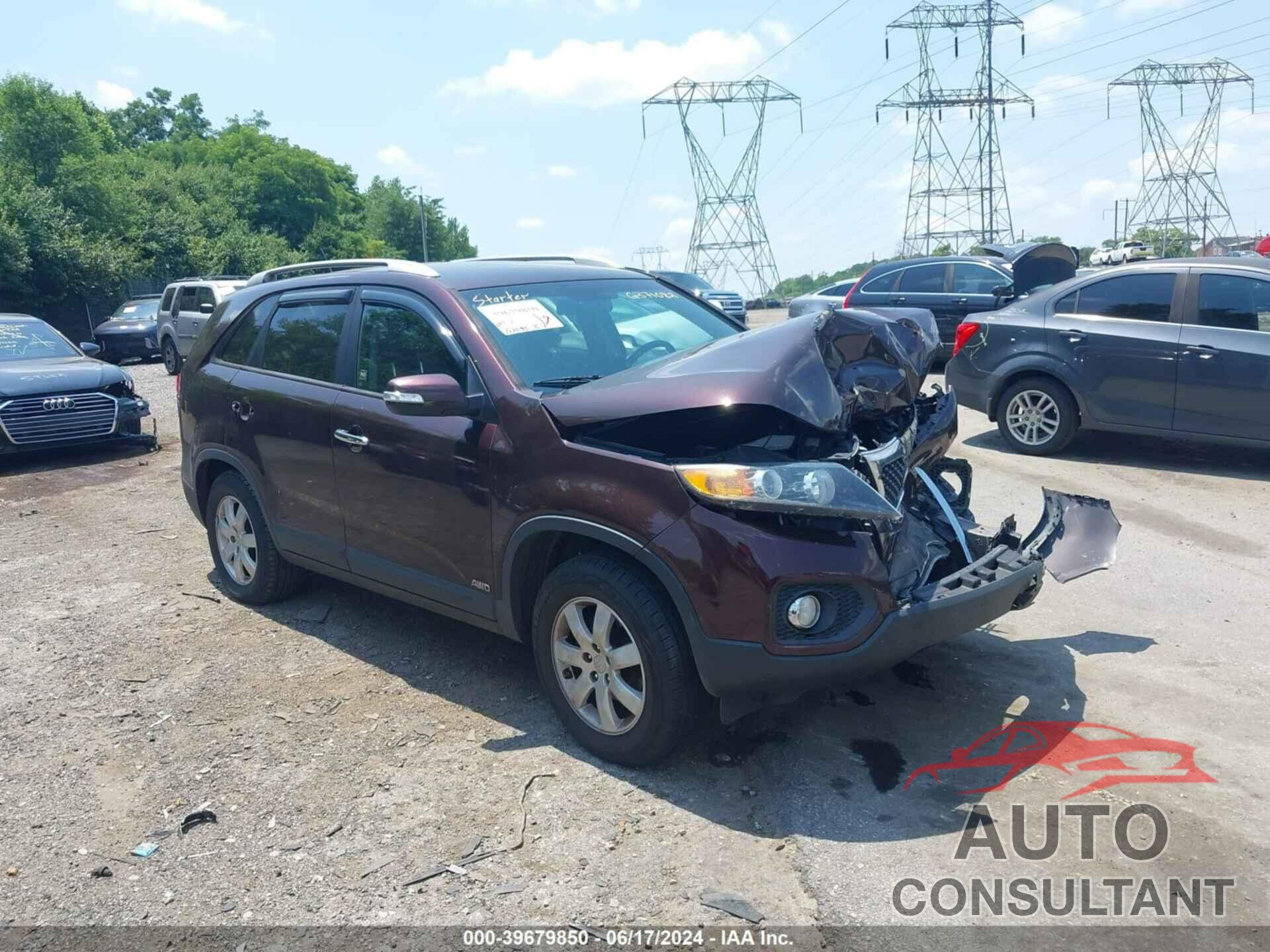 KIA SORENTO 2013 - 5XYKTCA60DG371082