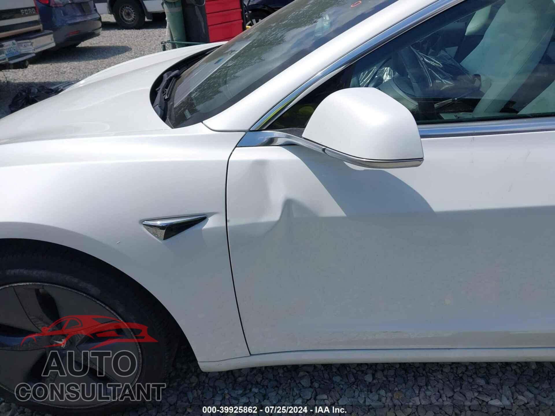 TESLA MODEL 3 2019 - 5YJ3E1EBXKF513128