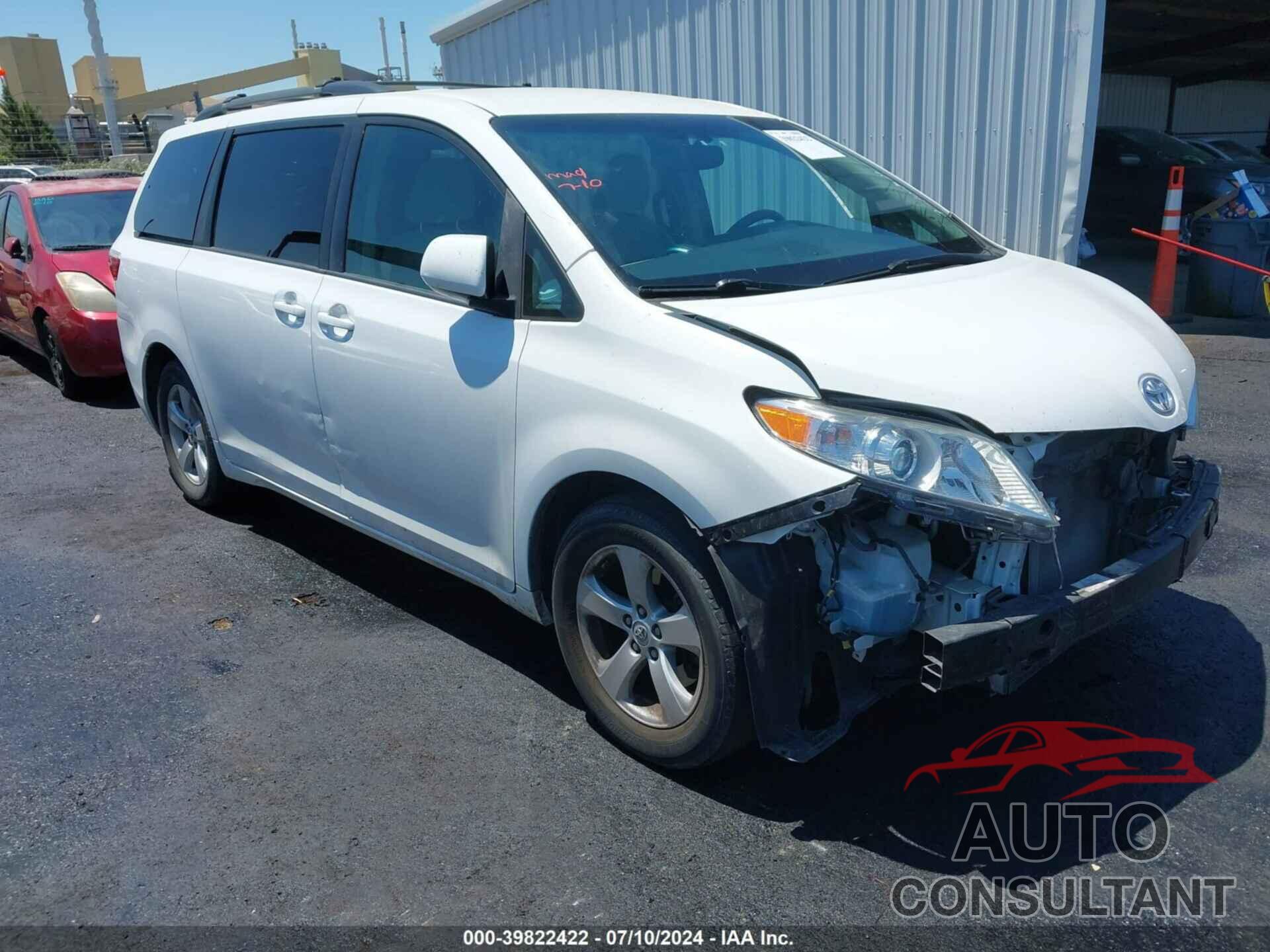 TOYOTA SIENNA 2016 - 5TDKK3DC2GS744103