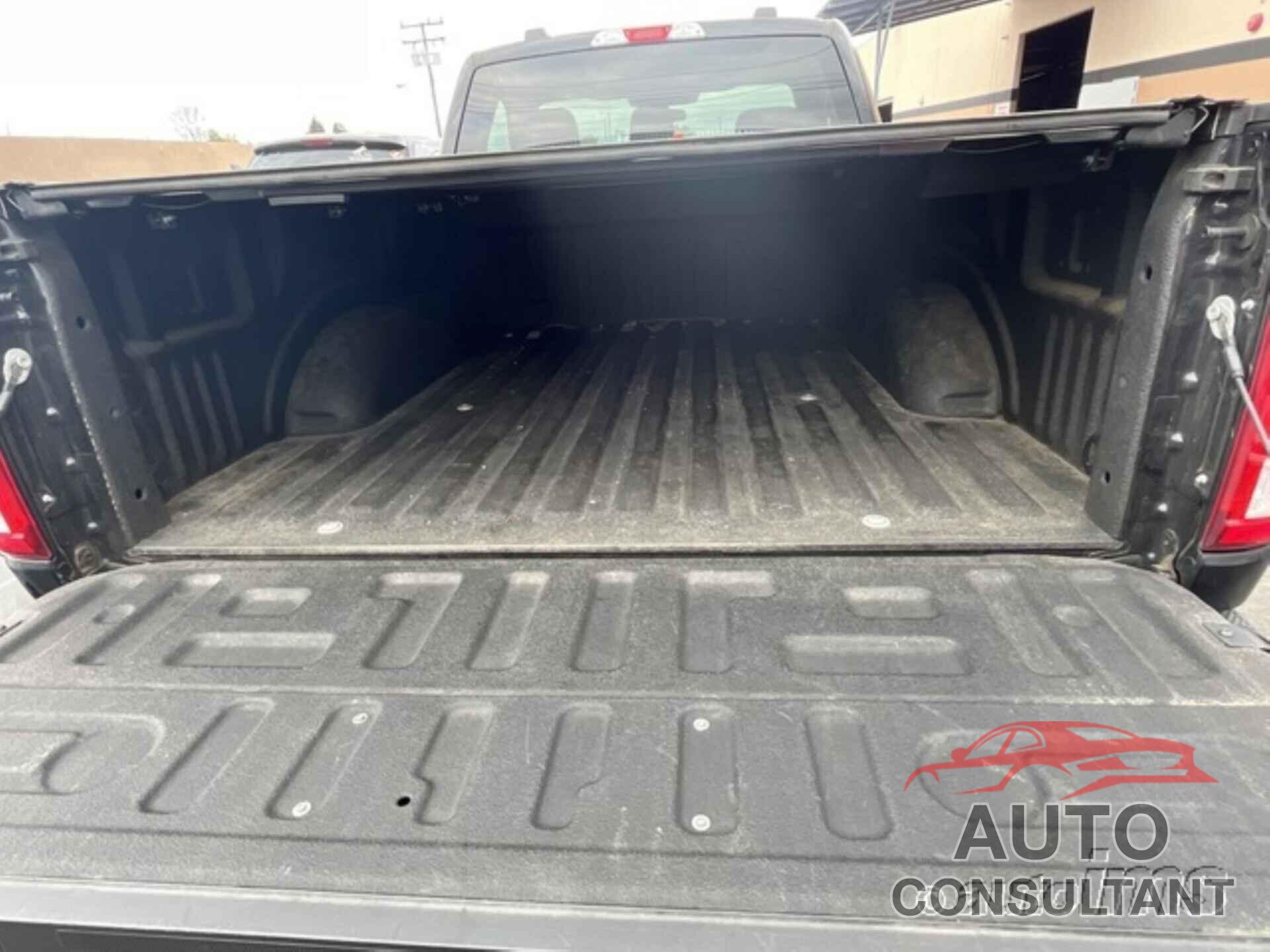 FORD F-150 2021 - 1FTMF1CB5MKF09028