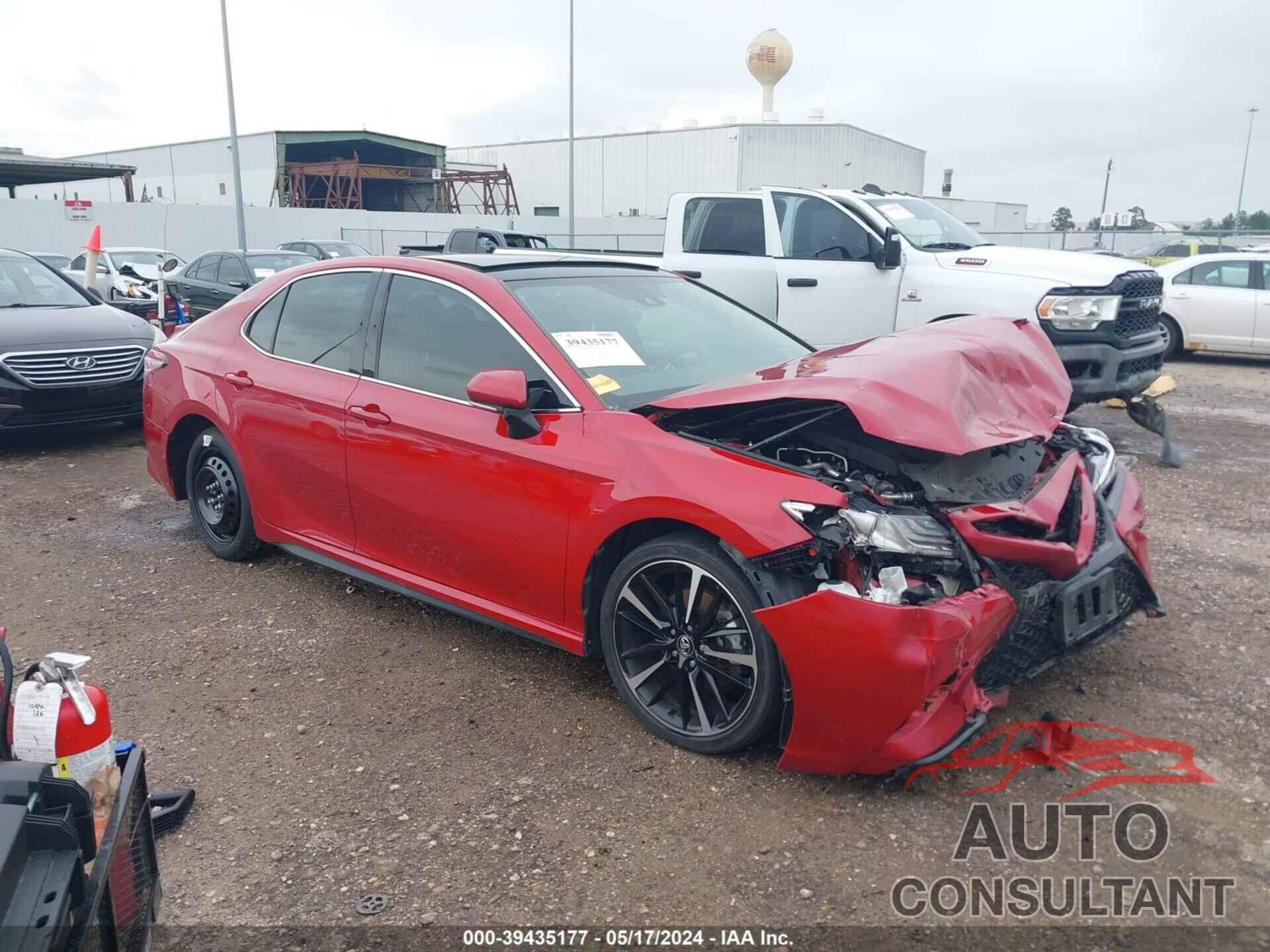 TOYOTA CAMRY 2020 - 4T1KZ1AK5LU040331