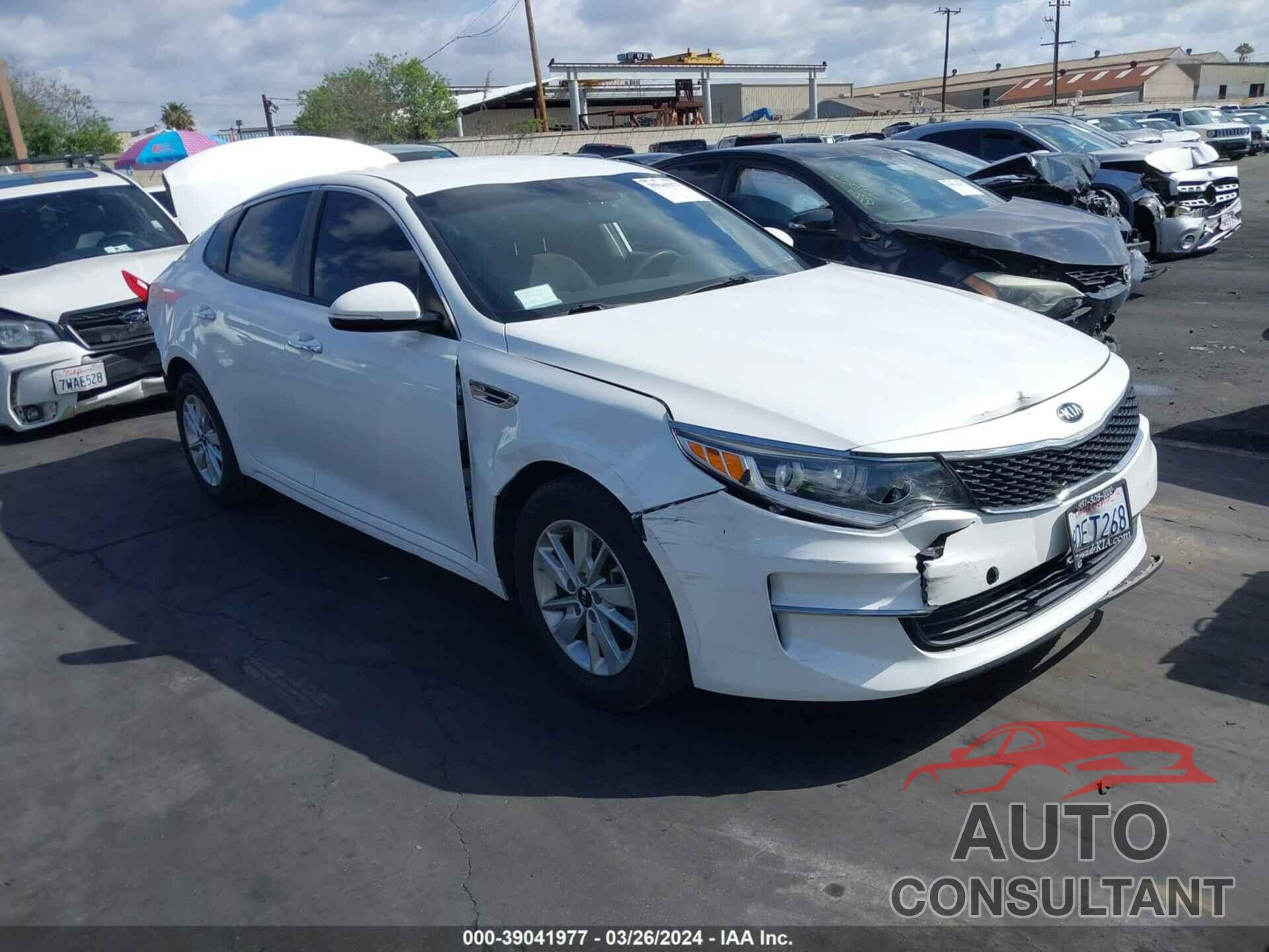KIA OPTIMA 2018 - KNAGT4L39J5216563