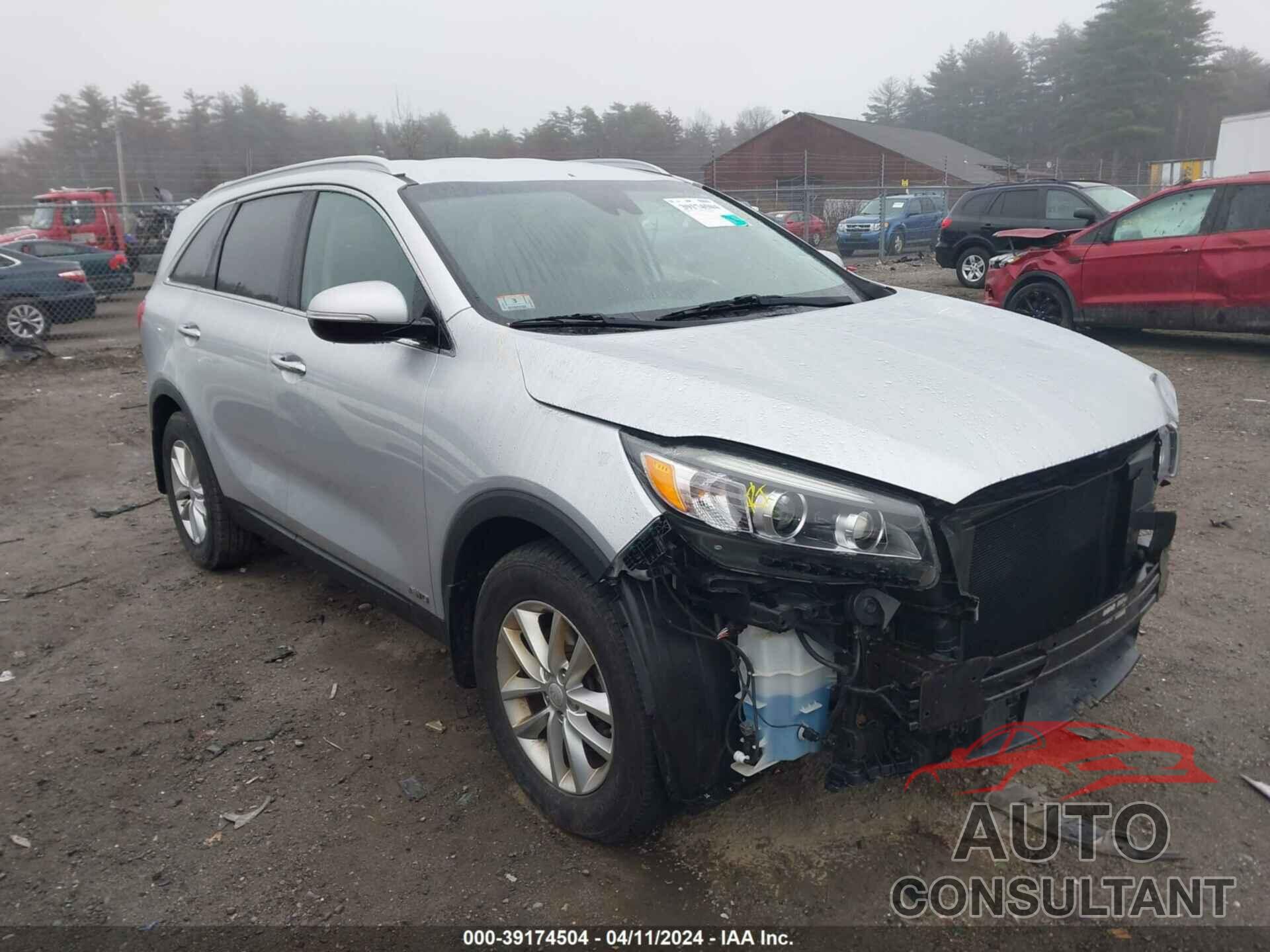 KIA SORENTO 2017 - 5XYPGDA32HG276941
