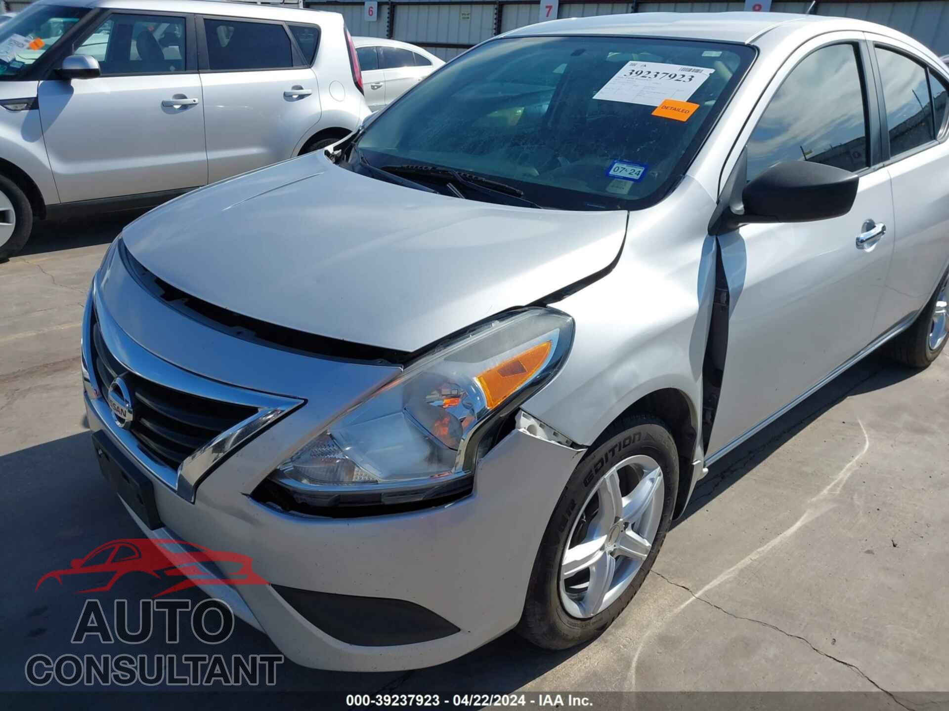 NISSAN VERSA 2019 - 3N1CN7AP3KL837952