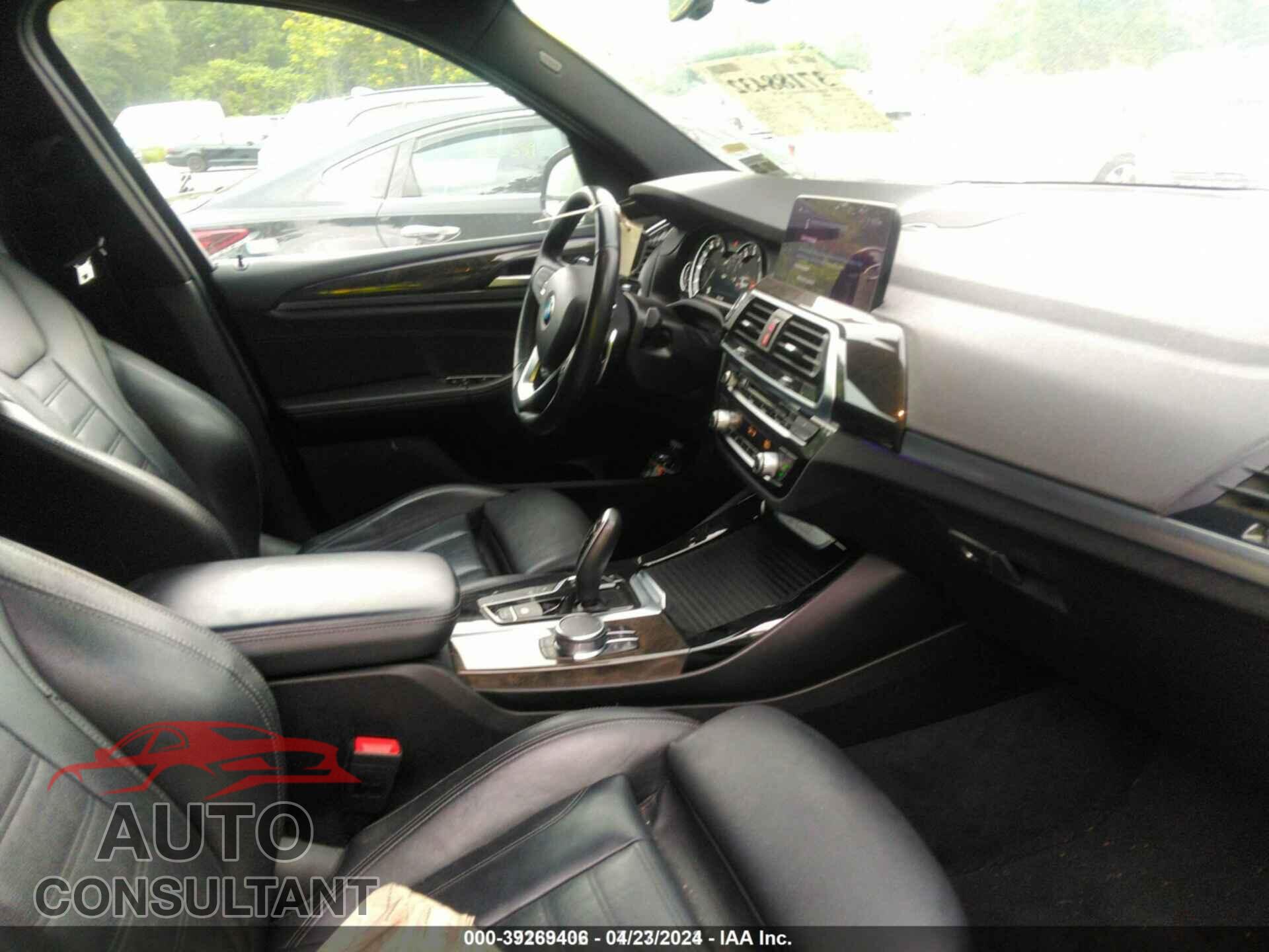 BMW X3 2018 - 5UXTR9C54JLD73056