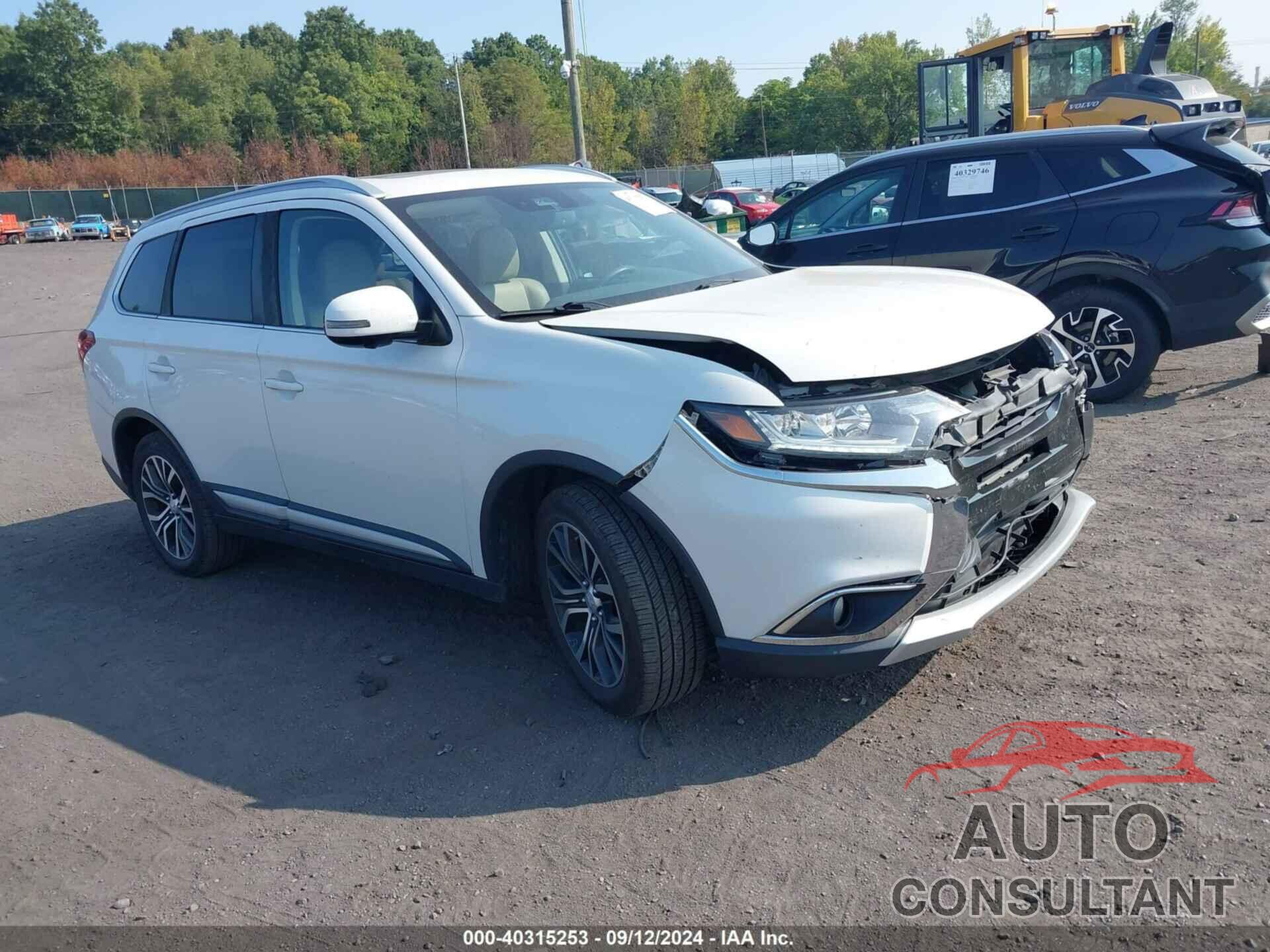 MITSUBISHI OUTLANDER 2017 - JA4AZ3A38HZ012631