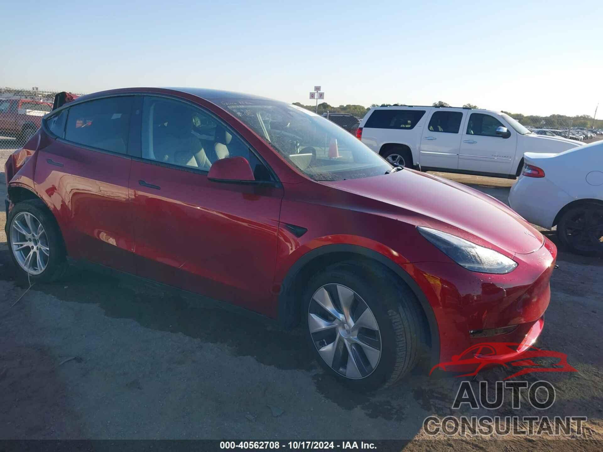 TESLA MODEL Y 2024 - 7SAYGDEE2RA231068