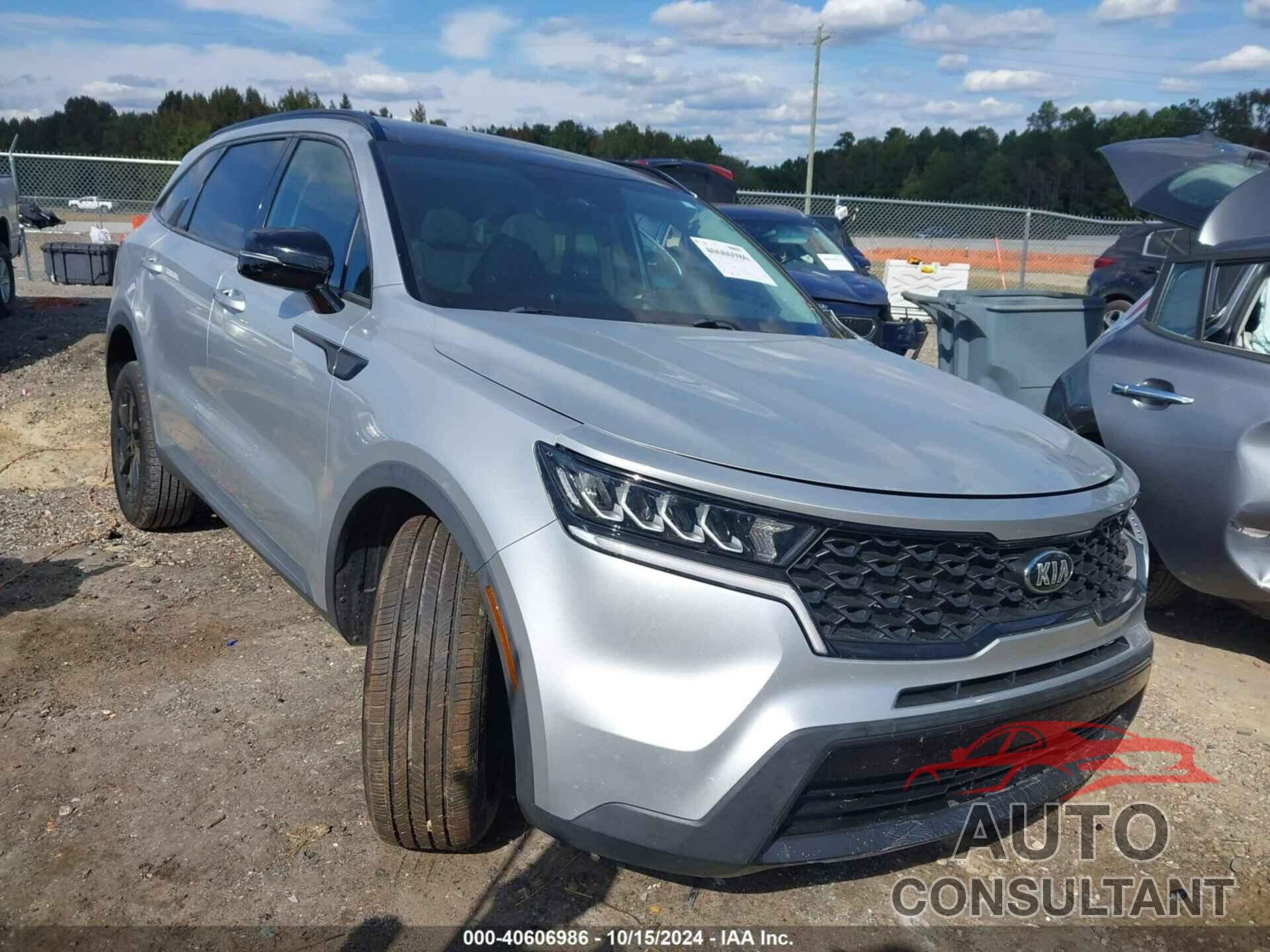 KIA SORENTO 2021 - 5XYRLDLC6MG003920
