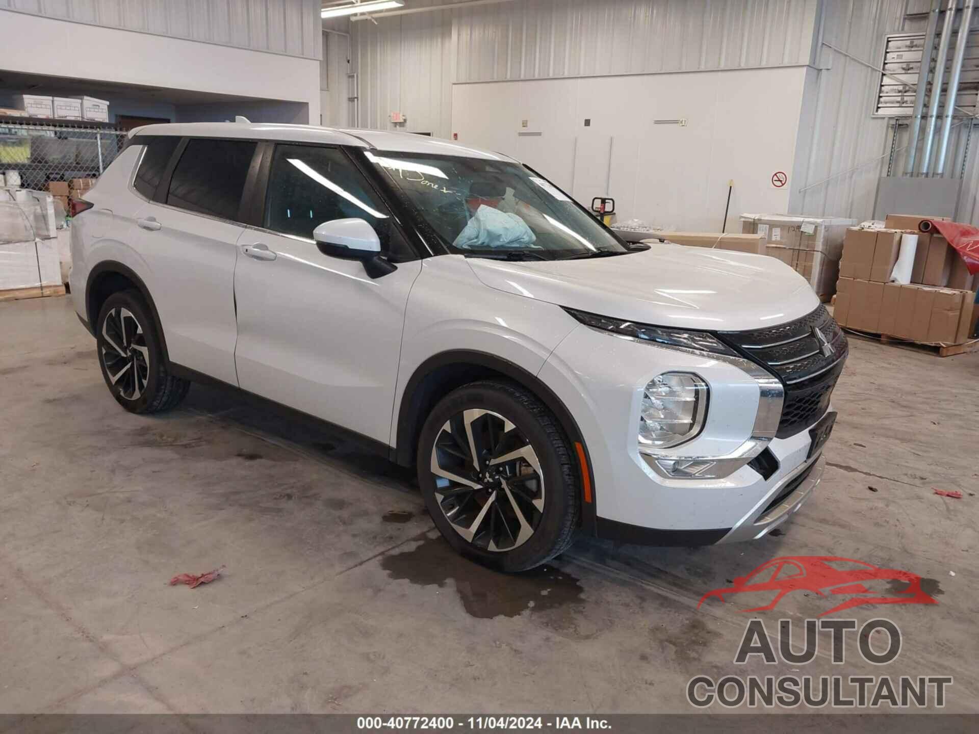 MITSUBISHI OUTLANDER 2023 - JA4J3UA86PZ026755