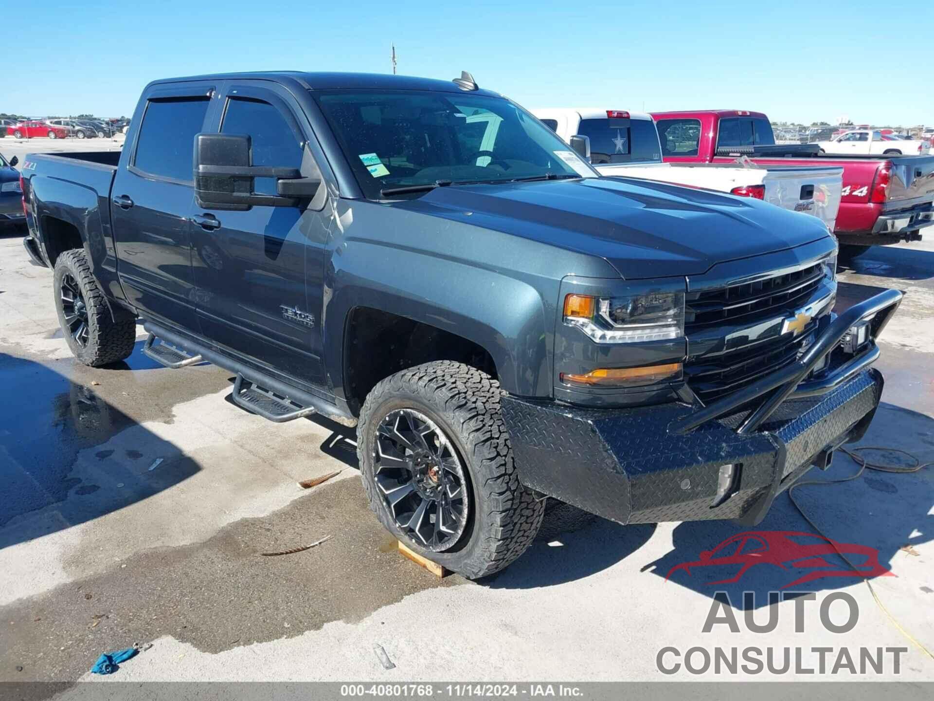 CHEVROLET SILVERADO 1500 2018 - 3GCUKRECXJG474036