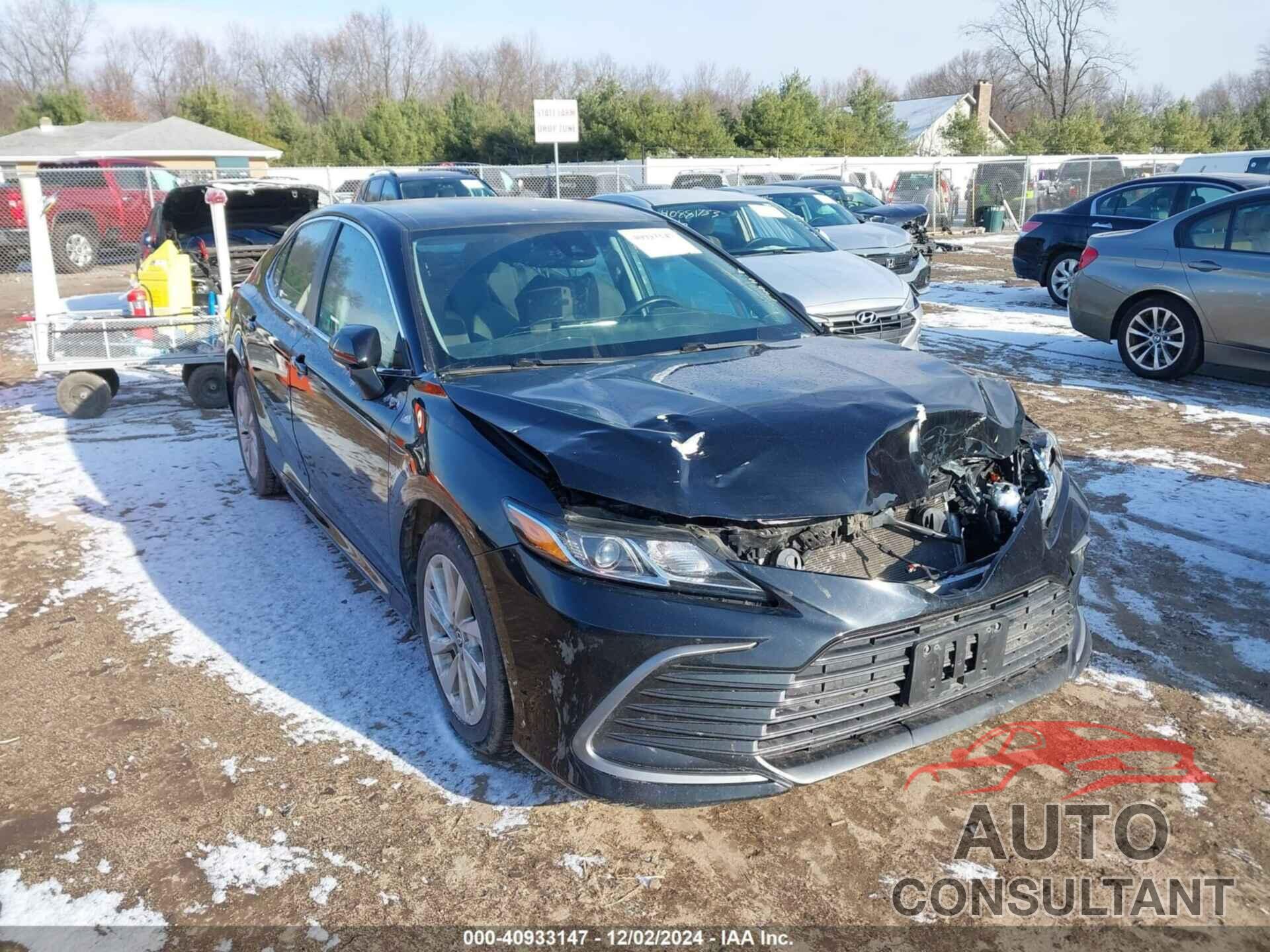 TOYOTA CAMRY 2022 - 4T1R11AK2NU634061