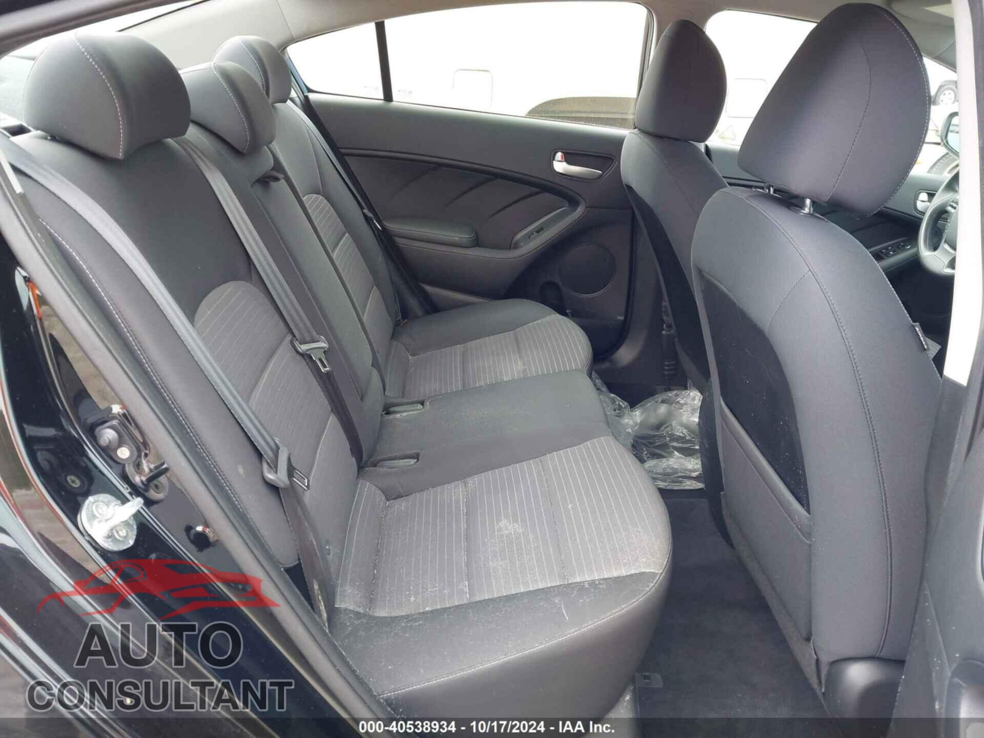KIA FORTE 2017 - 3KPFL4A73HE128644