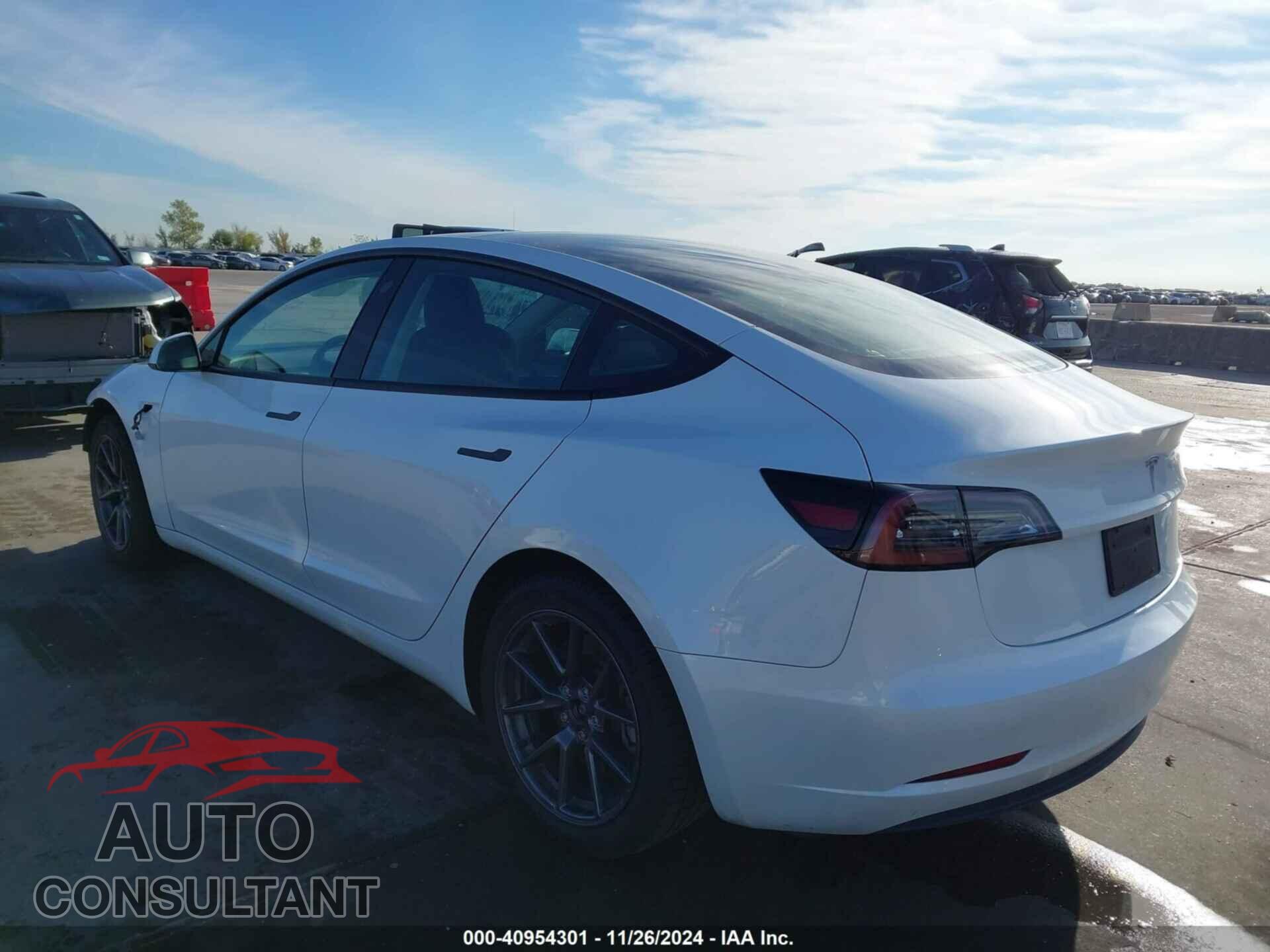 TESLA MODEL 3 2023 - 5YJ3E1EA8PF406027