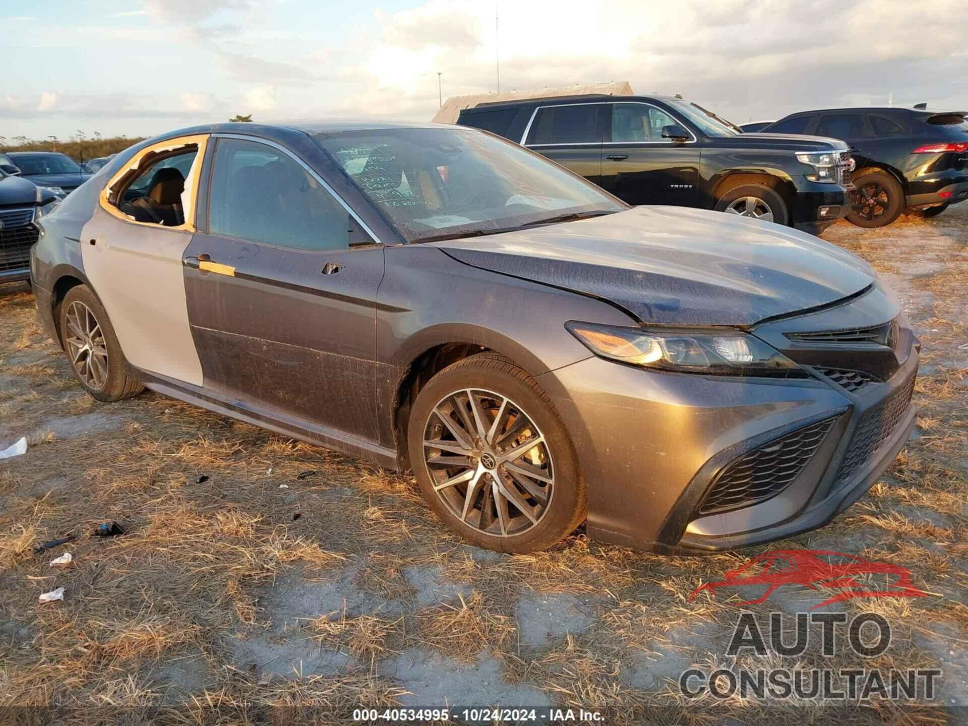 TOYOTA CAMRY 2023 - 4T1G11AK7PU779753