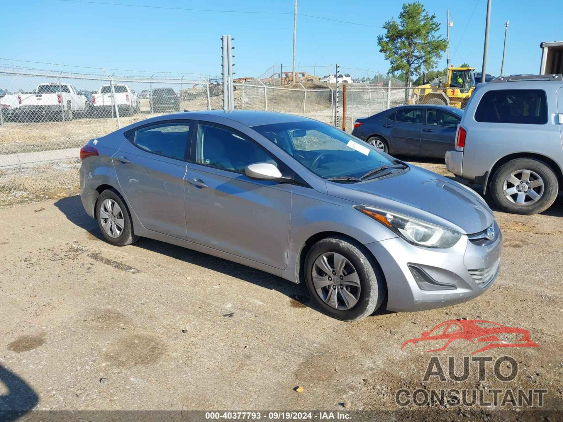 HYUNDAI ELANTRA 2016 - 5NPDH4AE3GH704203