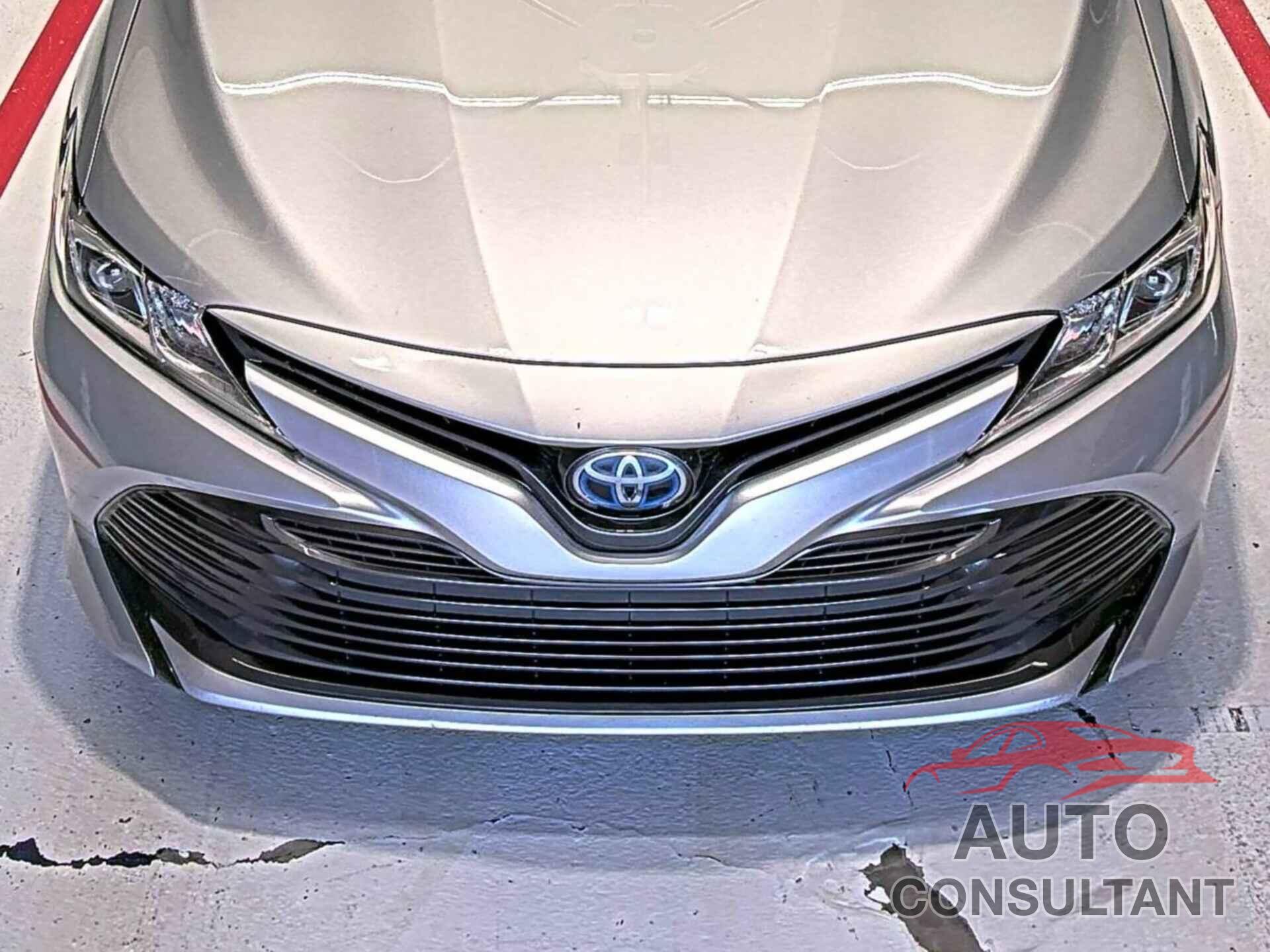 TOYOTA CAMRY 2019 - 4T1B31HK8KU514200