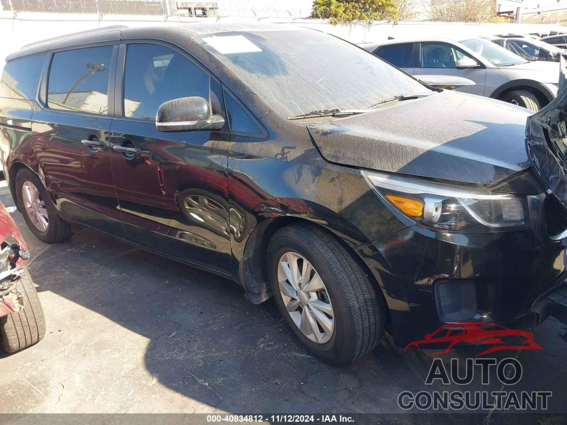 KIA SEDONA 2017 - KNDMB5C14H6313154