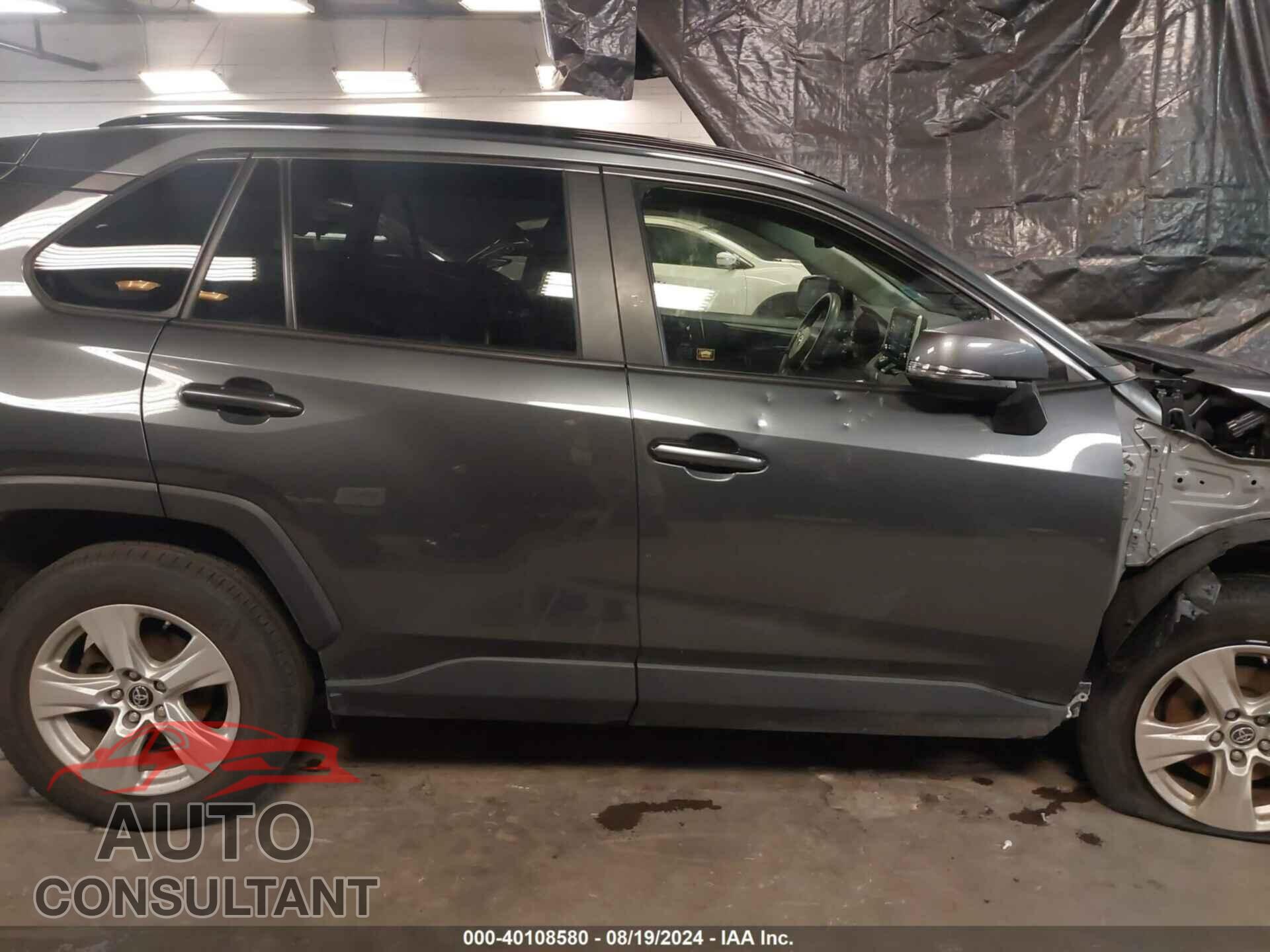 TOYOTA RAV4 2019 - JTMP1RFV0KD013328