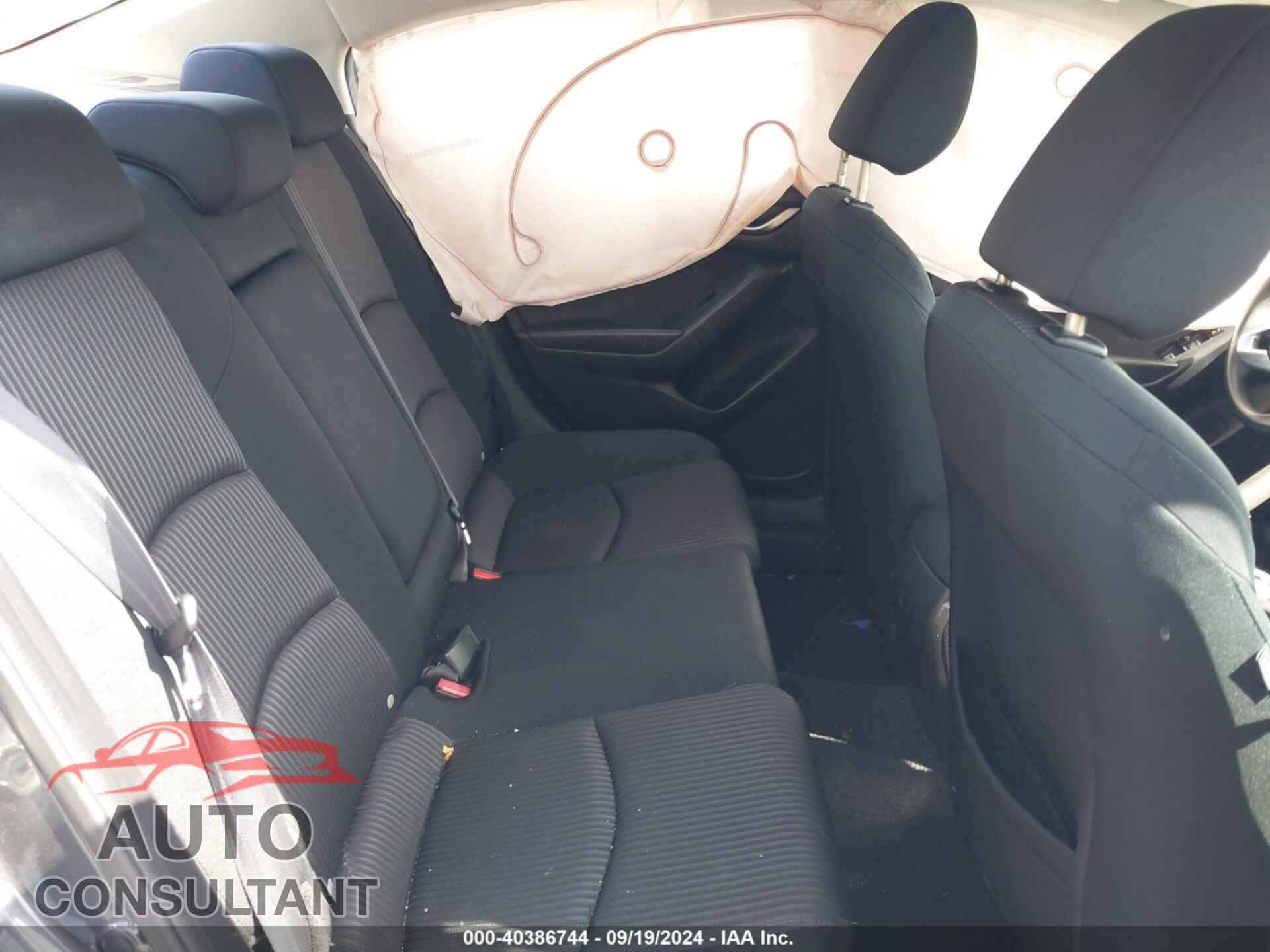 MAZDA MAZDA3 2016 - JM1BM1U77G1334184
