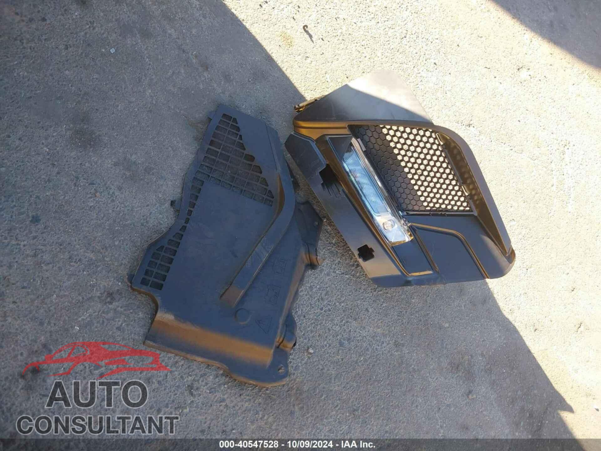 FORD MUSTANG 2023 - 1FA6P8CF5P5306134