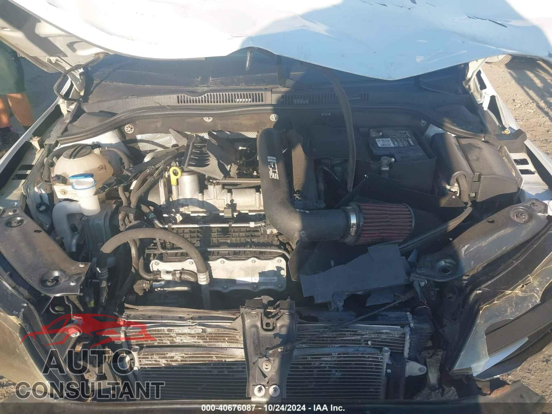 VOLKSWAGEN JETTA 2017 - 3VW2B7AJ8HM413633