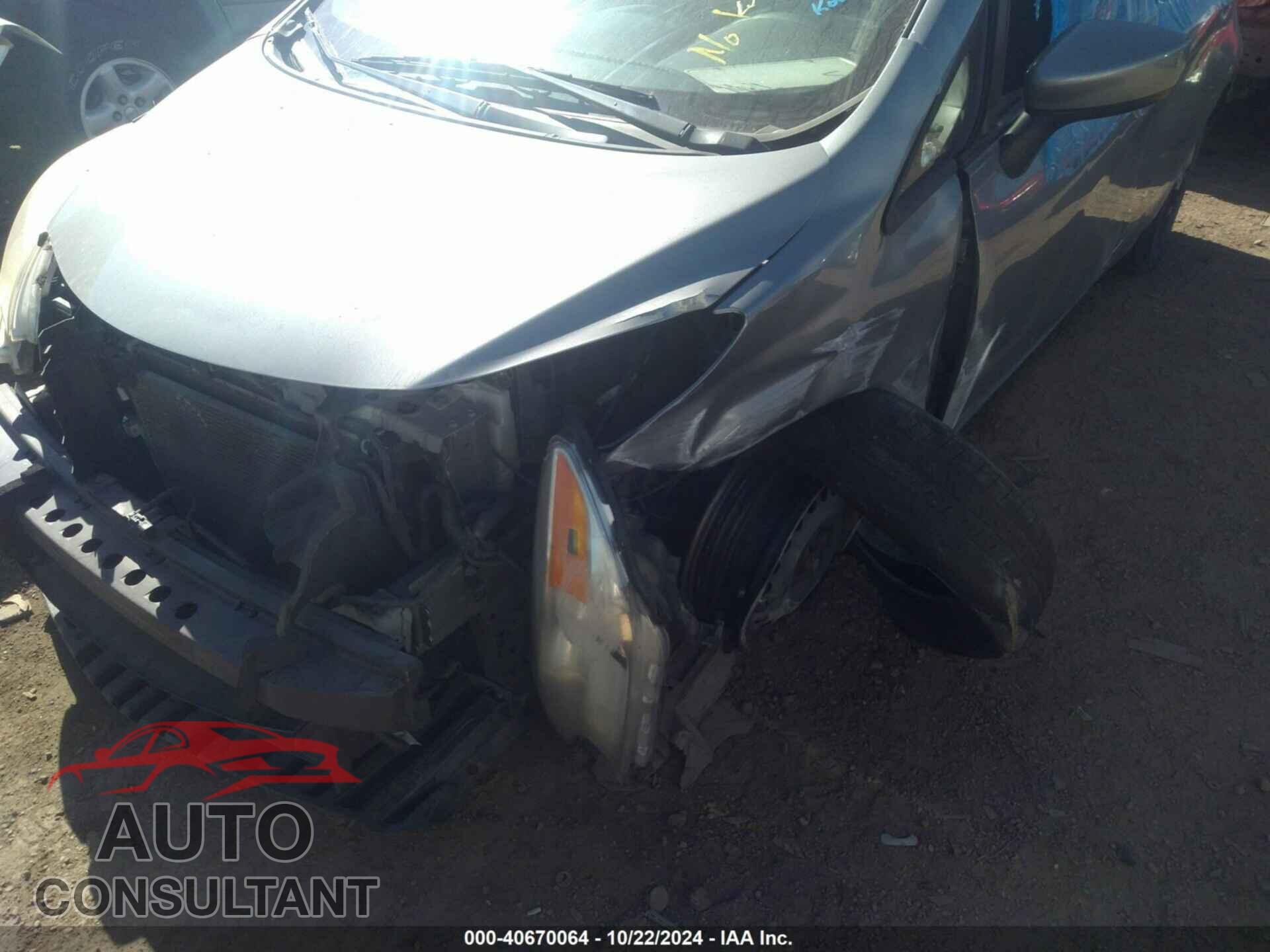 NISSAN VERSA NOTE 2015 - 3N1CE2CP0FL418916