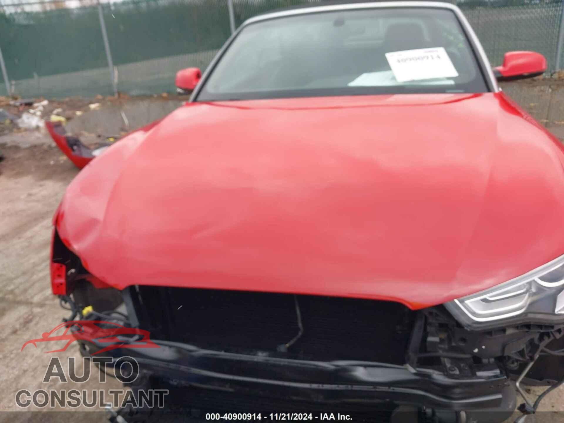 AUDI A5 2013 - WAUVFAFH1DN001929