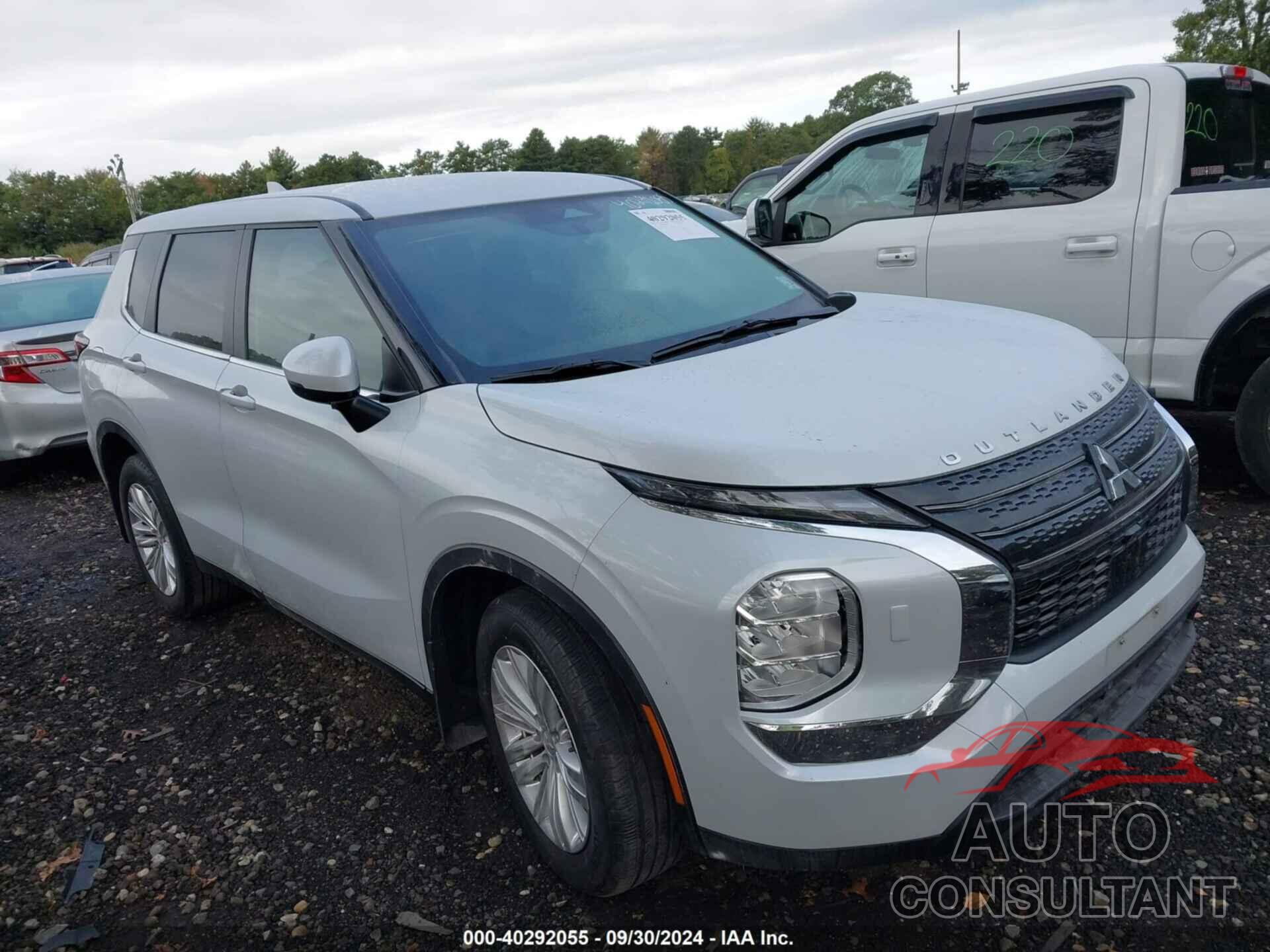 MITSUBISHI OUTLANDER 2023 - JA4J4TA83PZ029412