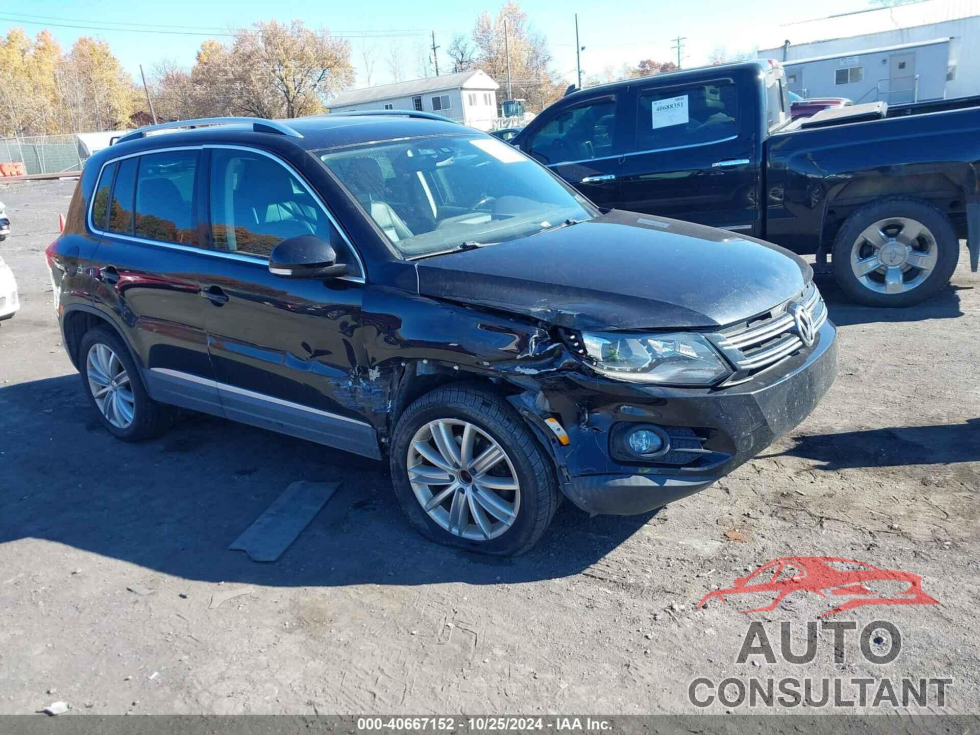 VOLKSWAGEN TIGUAN 2016 - WVGBV7AX0GW582635