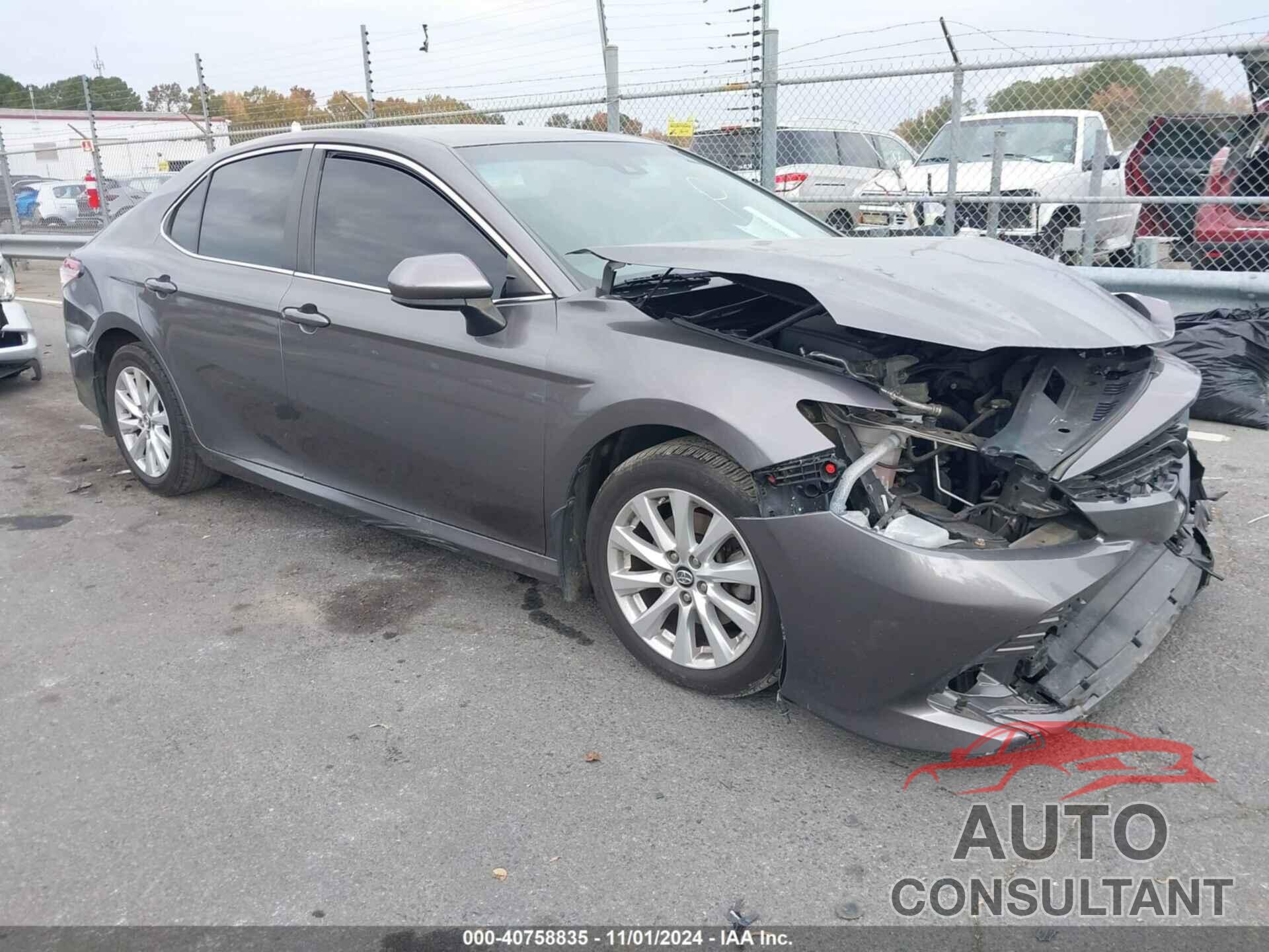 TOYOTA CAMRY 2018 - 4T1B11HK4JU028519